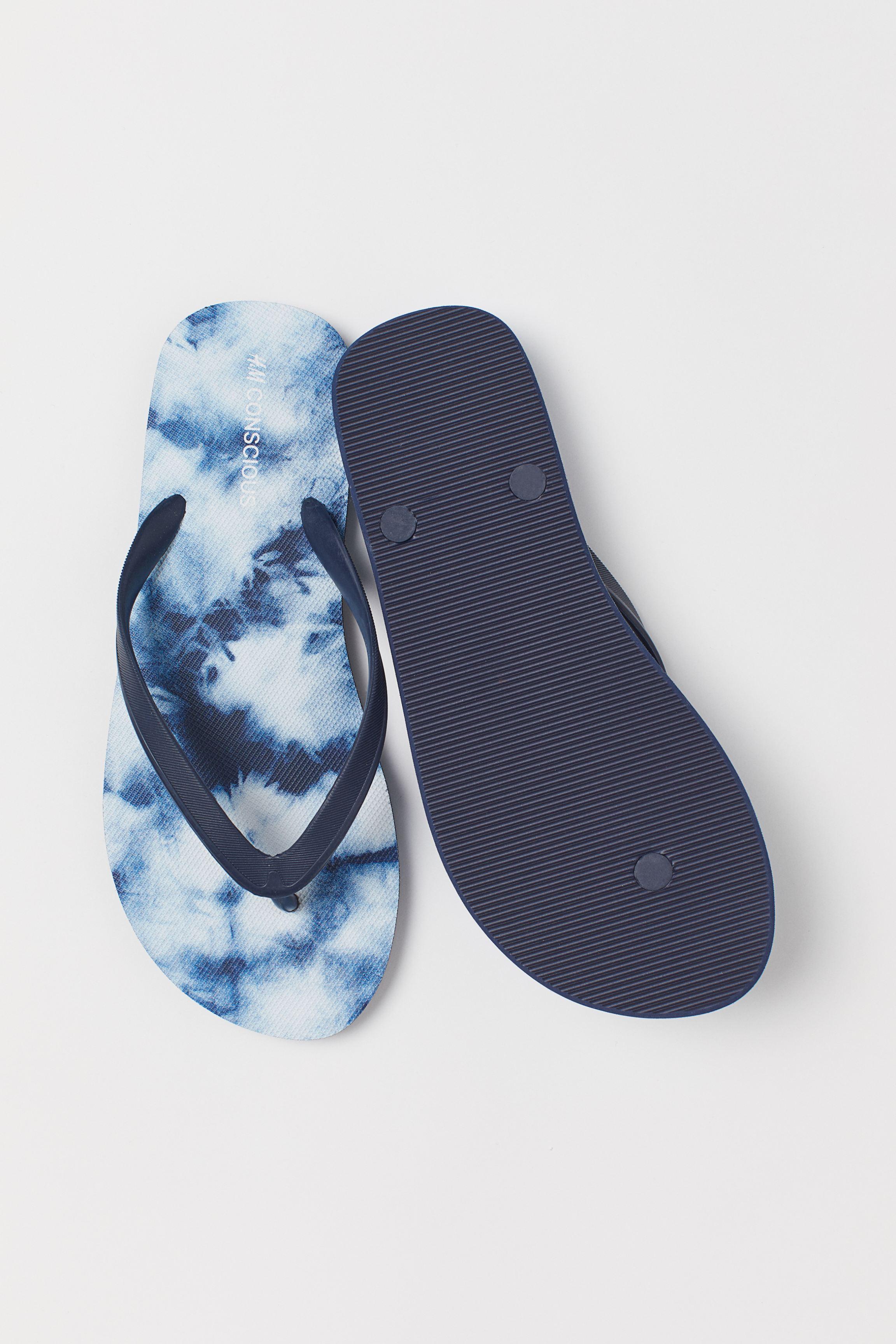H&M Rubber Flip-flops in Dark Blue/Batik-Patterned (Blue) for Men - Lyst