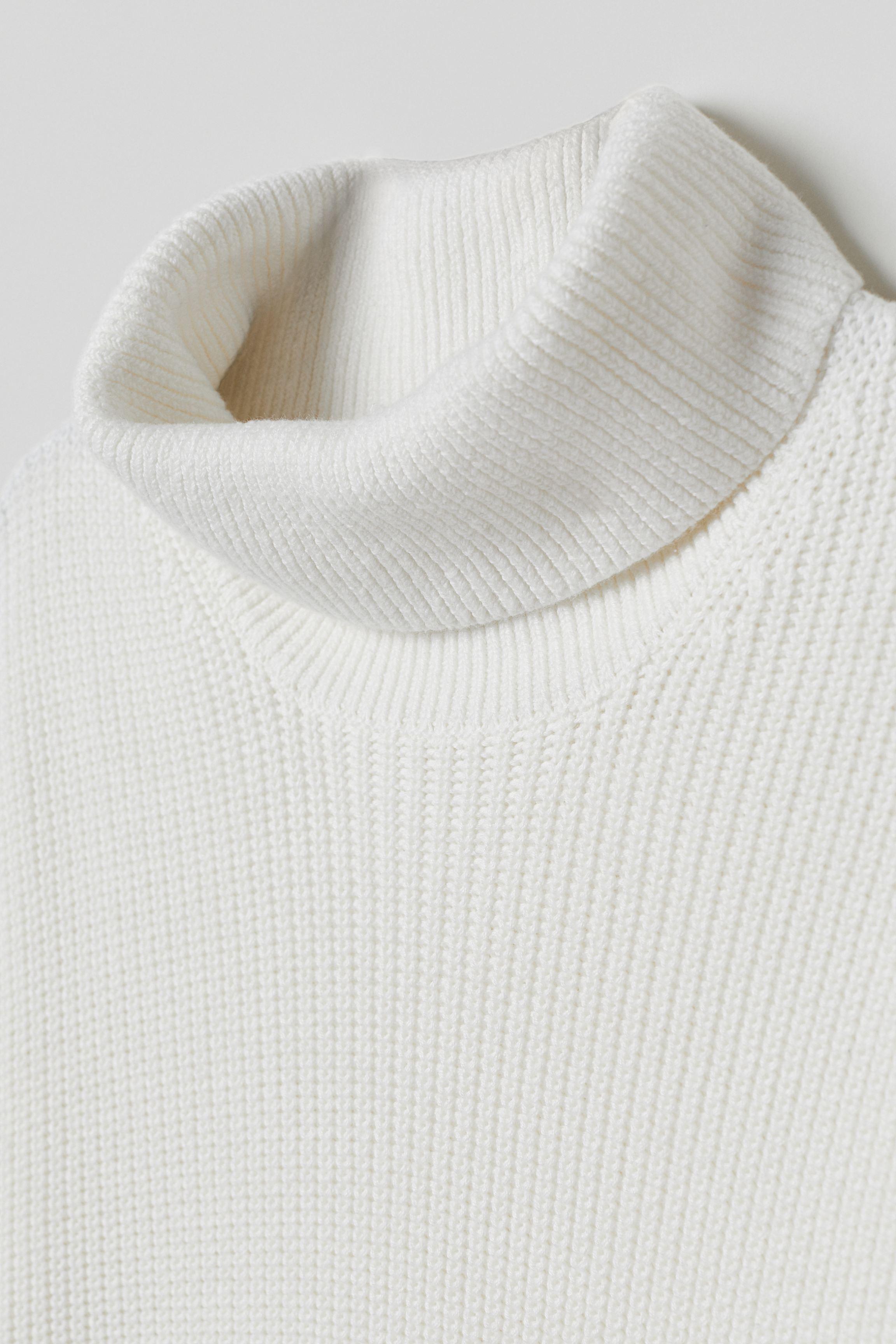 h&m white knitted sweater