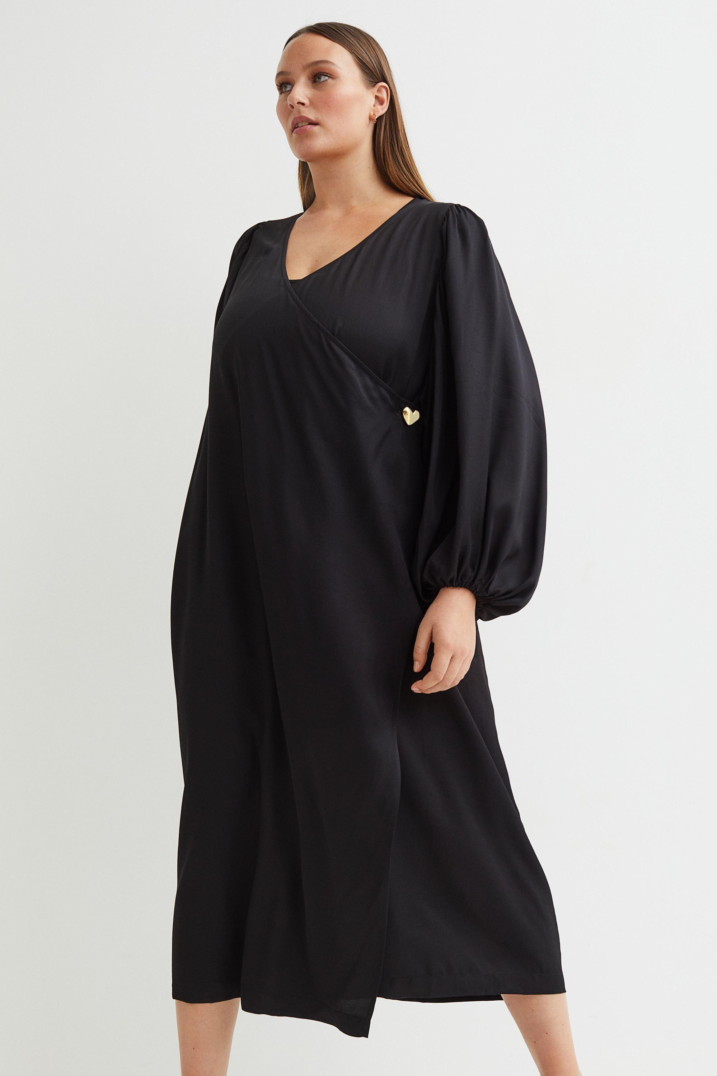 H☀M Satin Wrap Dress in Black - Lyst