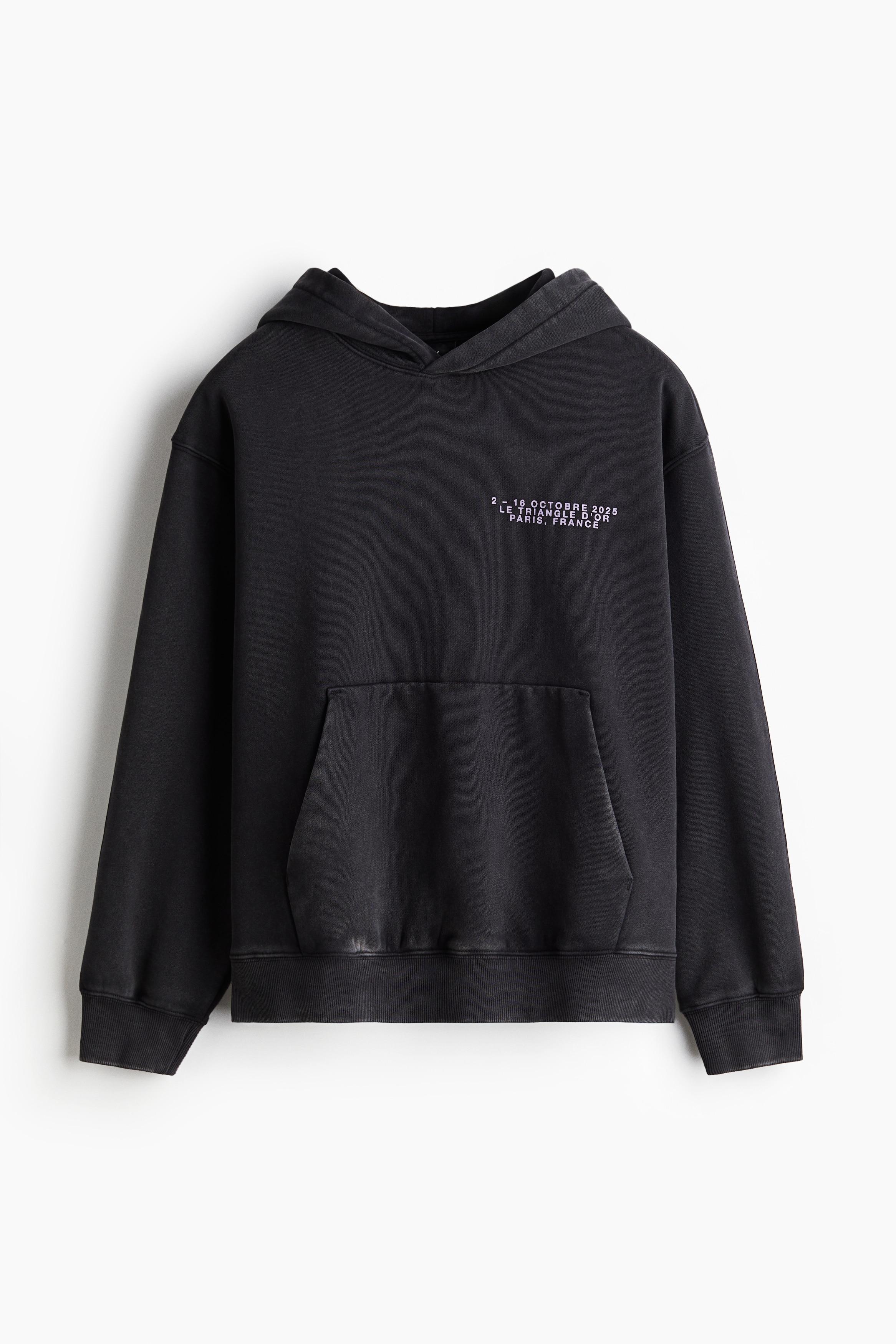 H&m Pulli Oversize Schwarz H&M Bedruckter Hoodie In Oversized