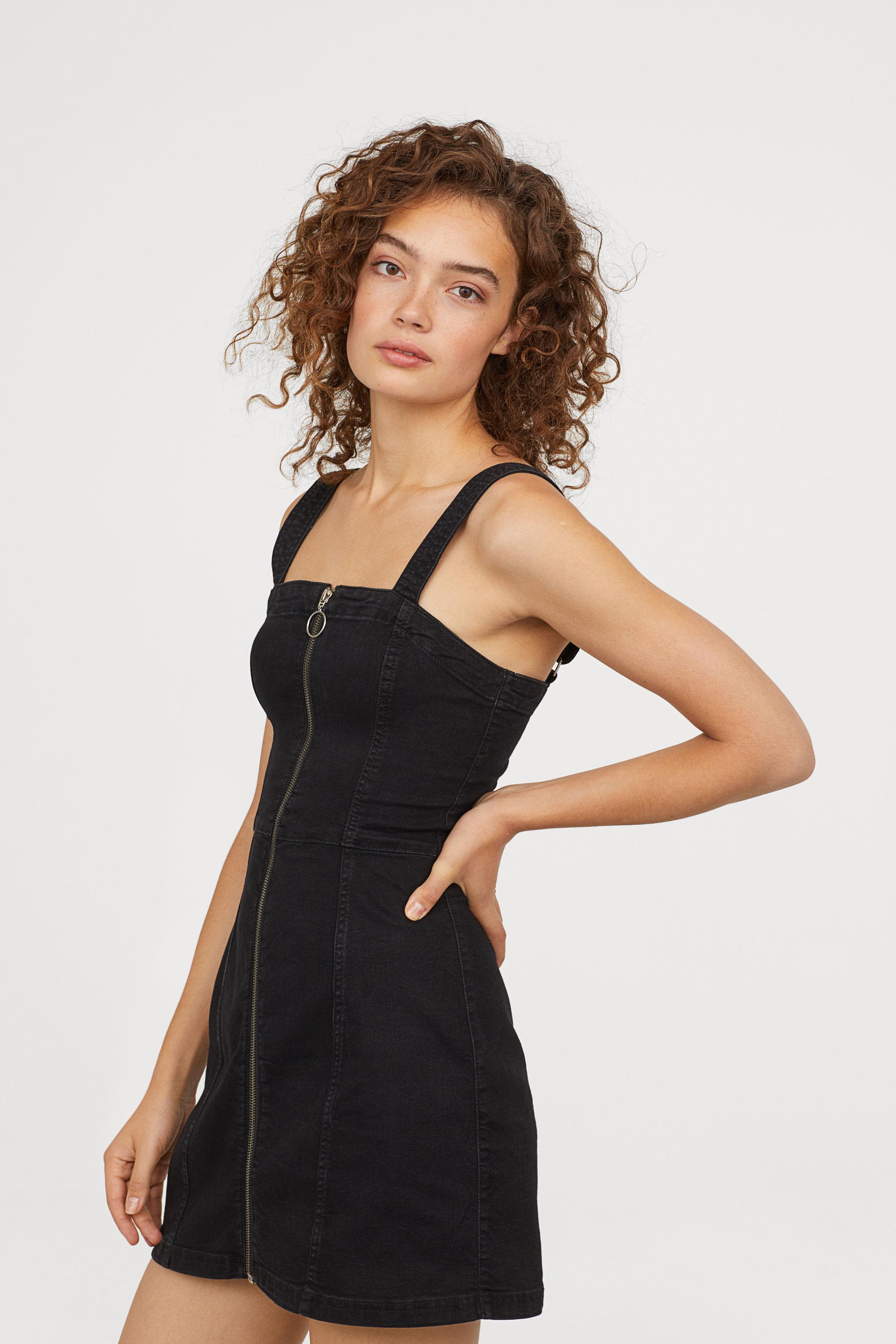 H&M Bib Overall Dress in Black | Lyst