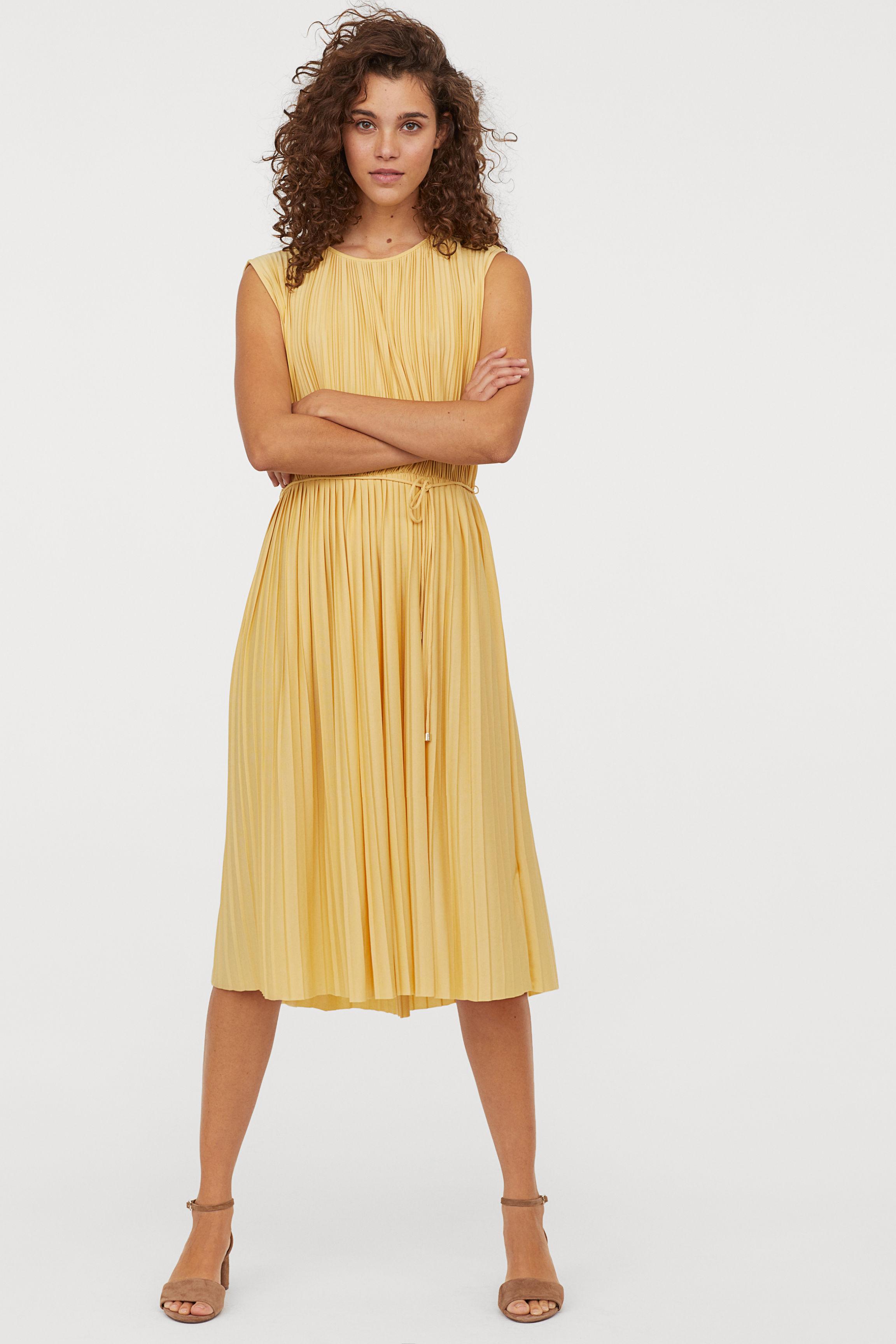 Buy h&m yellow pleated dress> OFF52