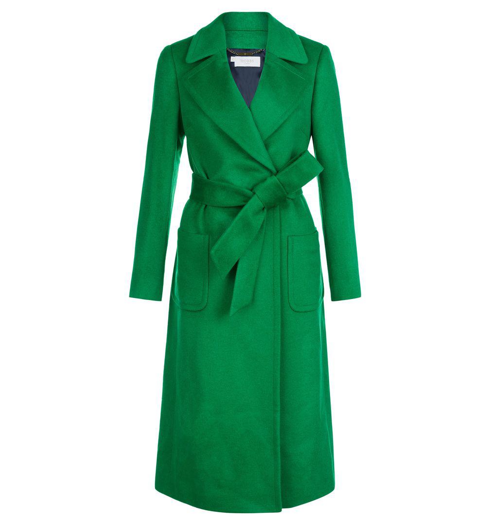 Зеленое пальто купить. Зелёное пальто женские. Пальто женское зеленого цвета. Темно зеленое пальто. Зеленое кожаное пальто.