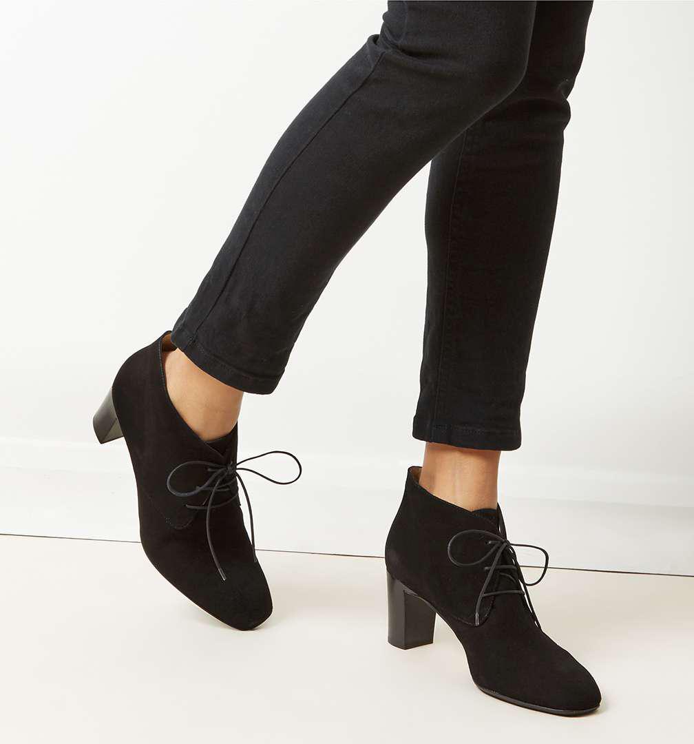 Hobbs Suede Patricia Ankle Boot in Black - Lyst