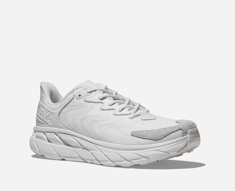 Hoka one hotsell one all white