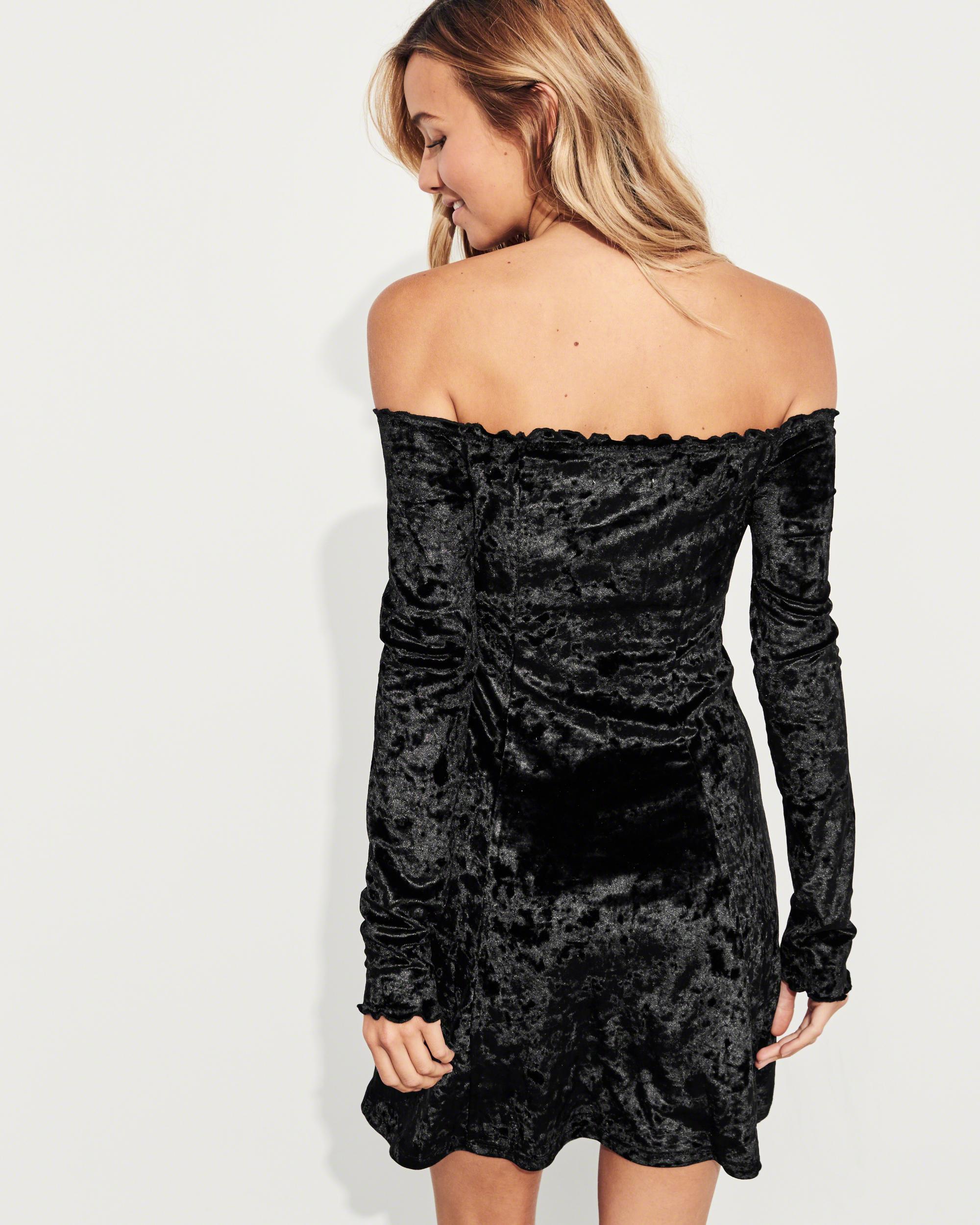 hollister velvet dress