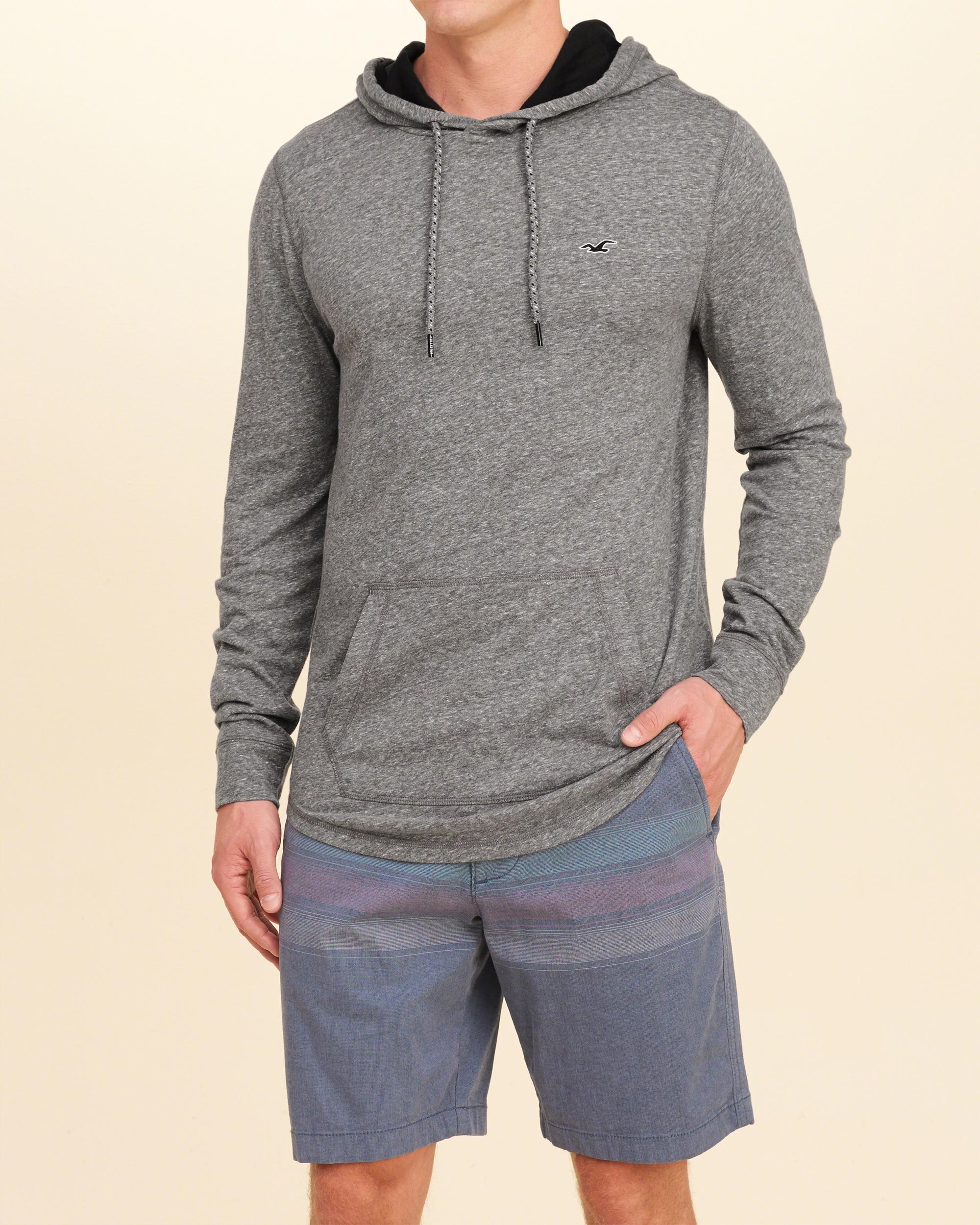 grey hollister shirt