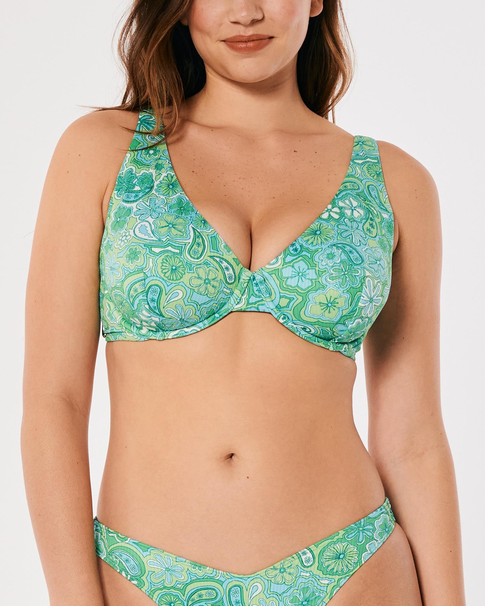 Hollister Curvy High Apex Ribbed Underwire Bikini Top in Green | Lyst UK