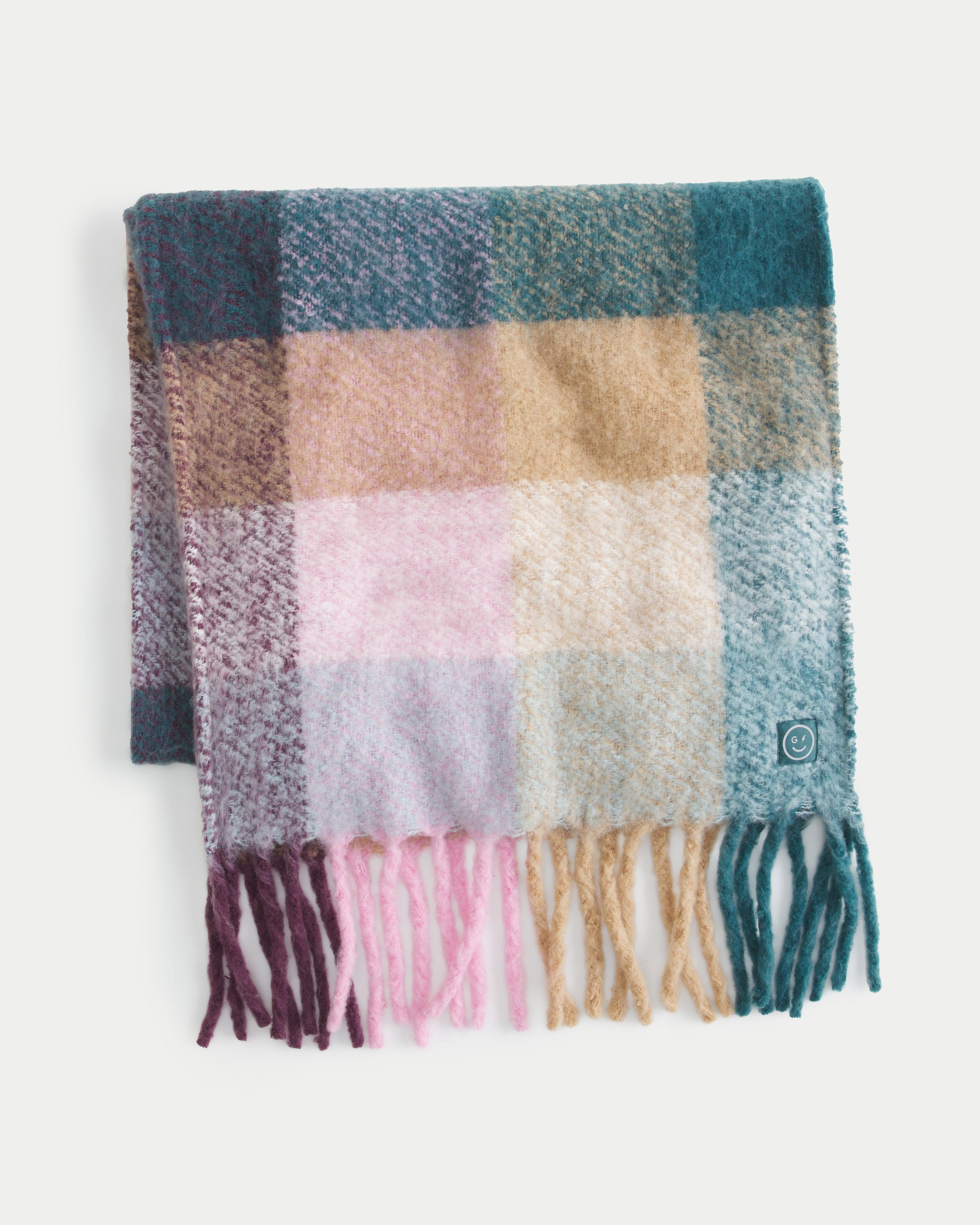 Hollister cable knit scarf deals