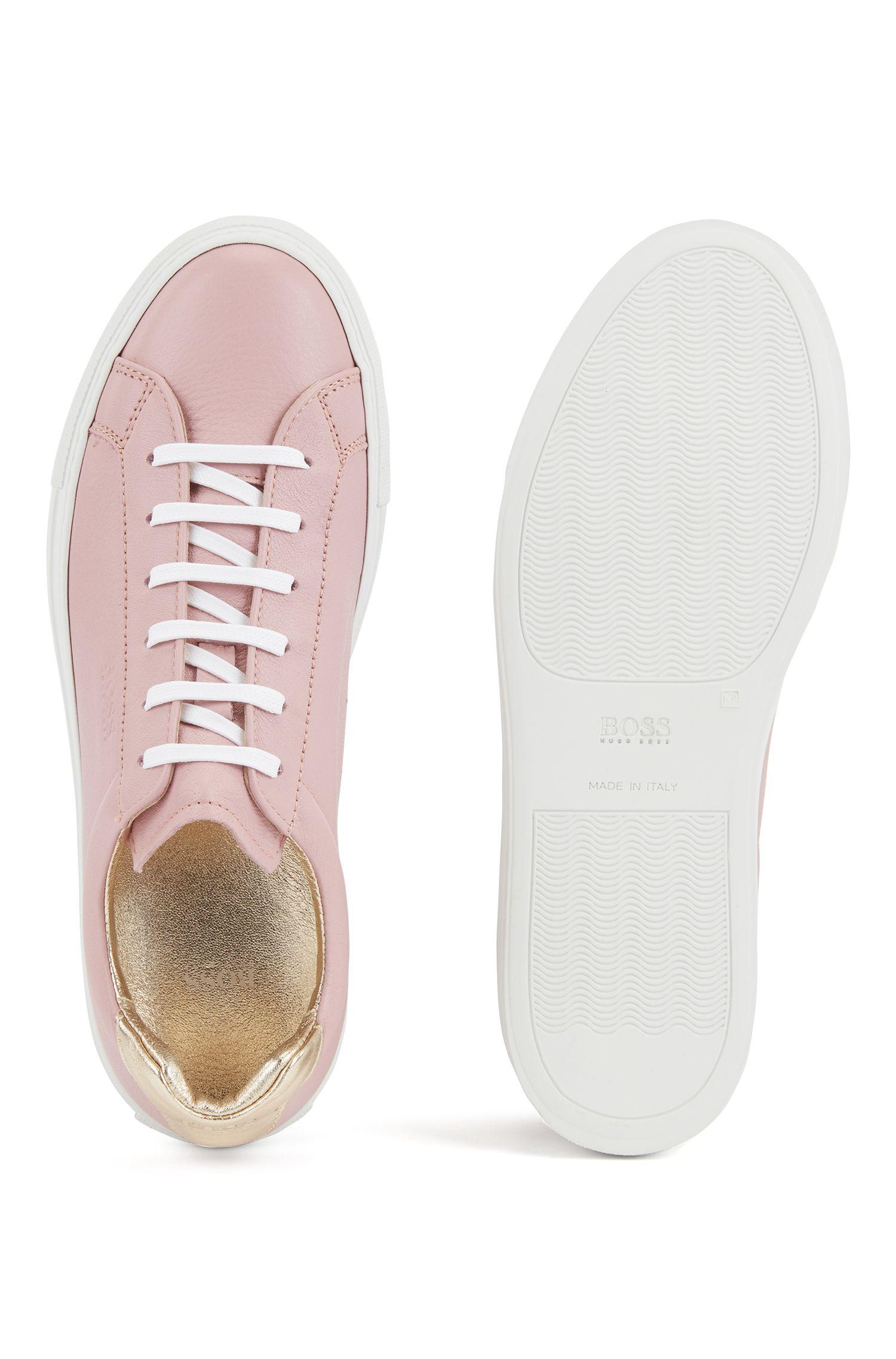 sneakers in italian