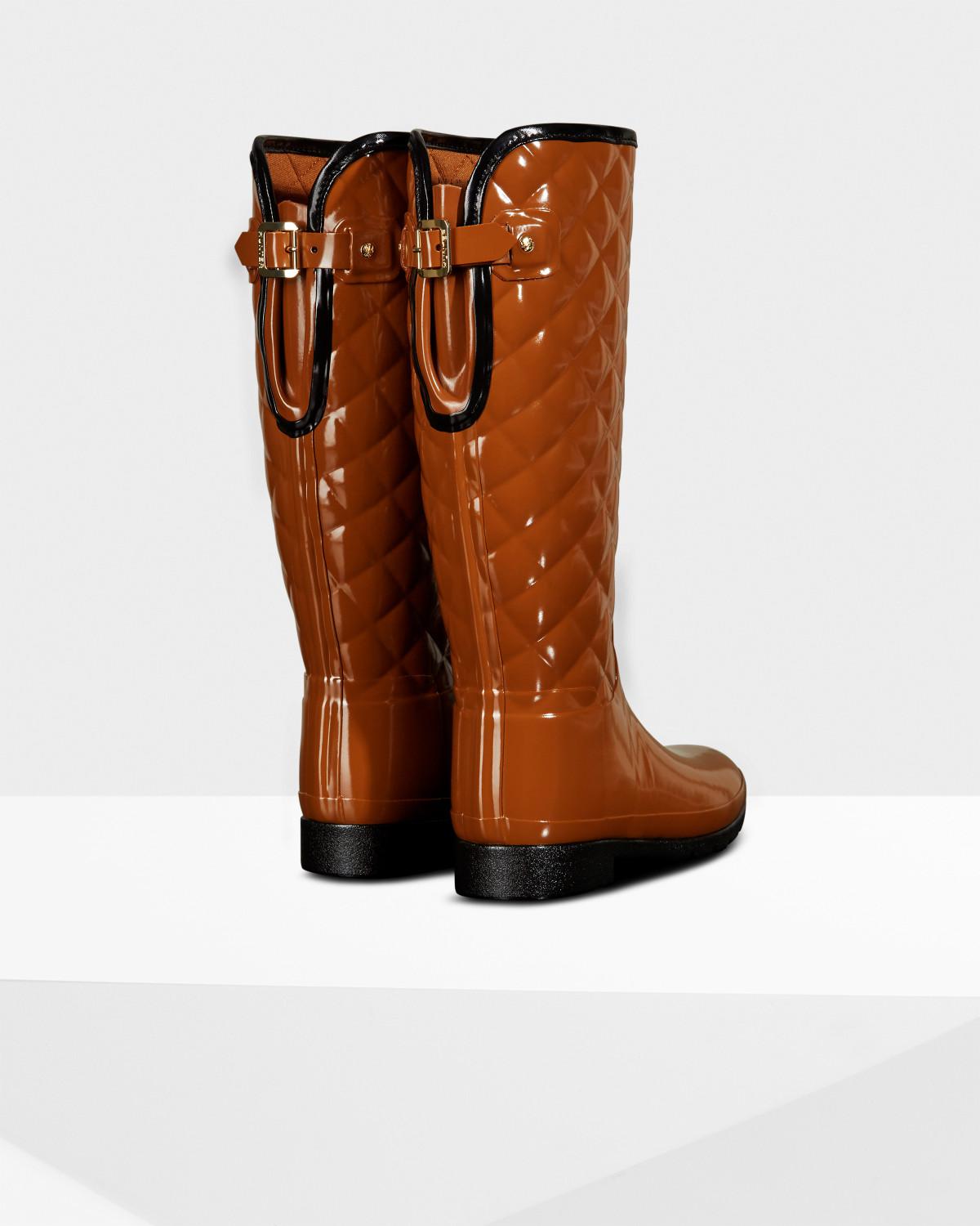 hunter quilted gloss boots