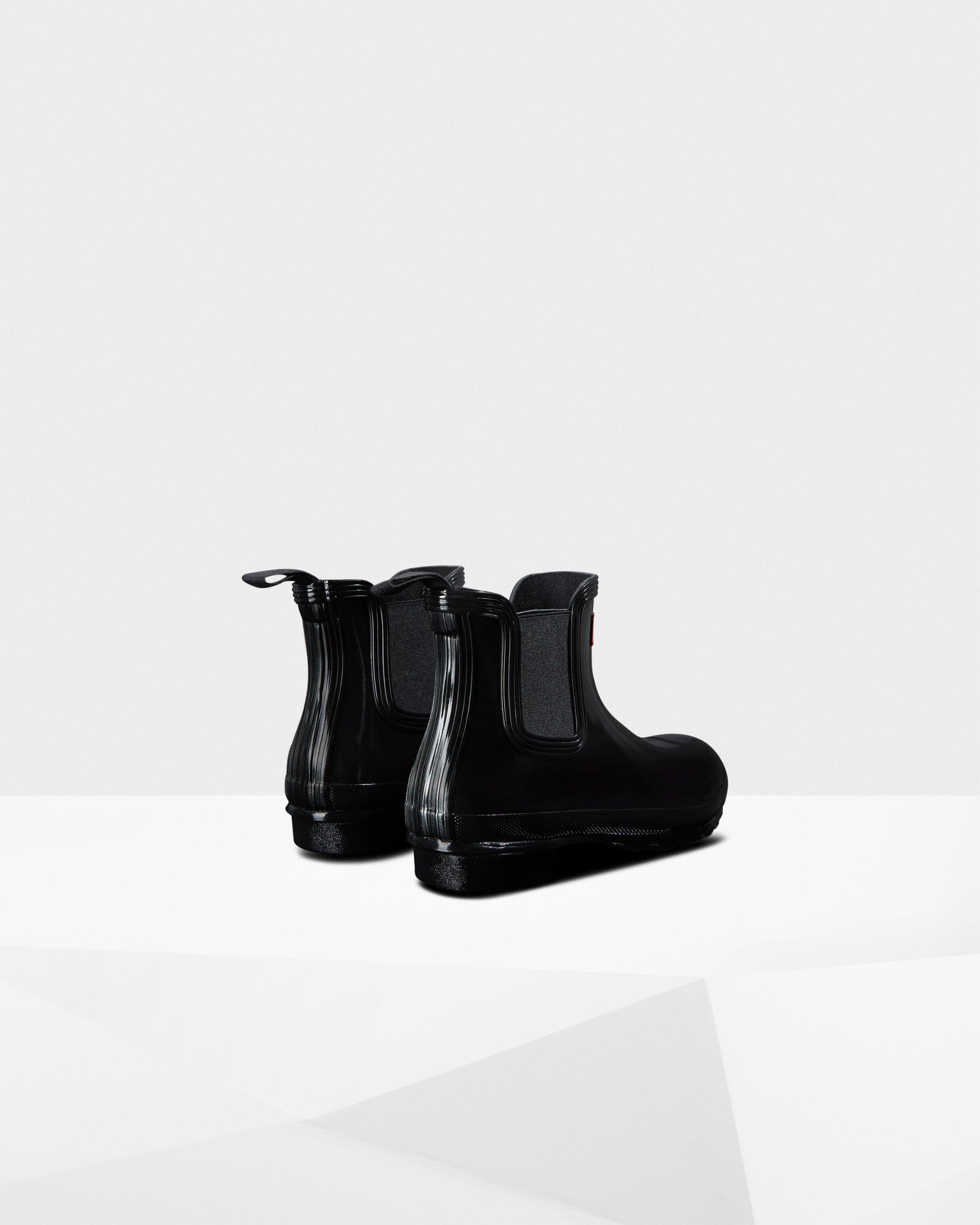 black hunter chelsea boots