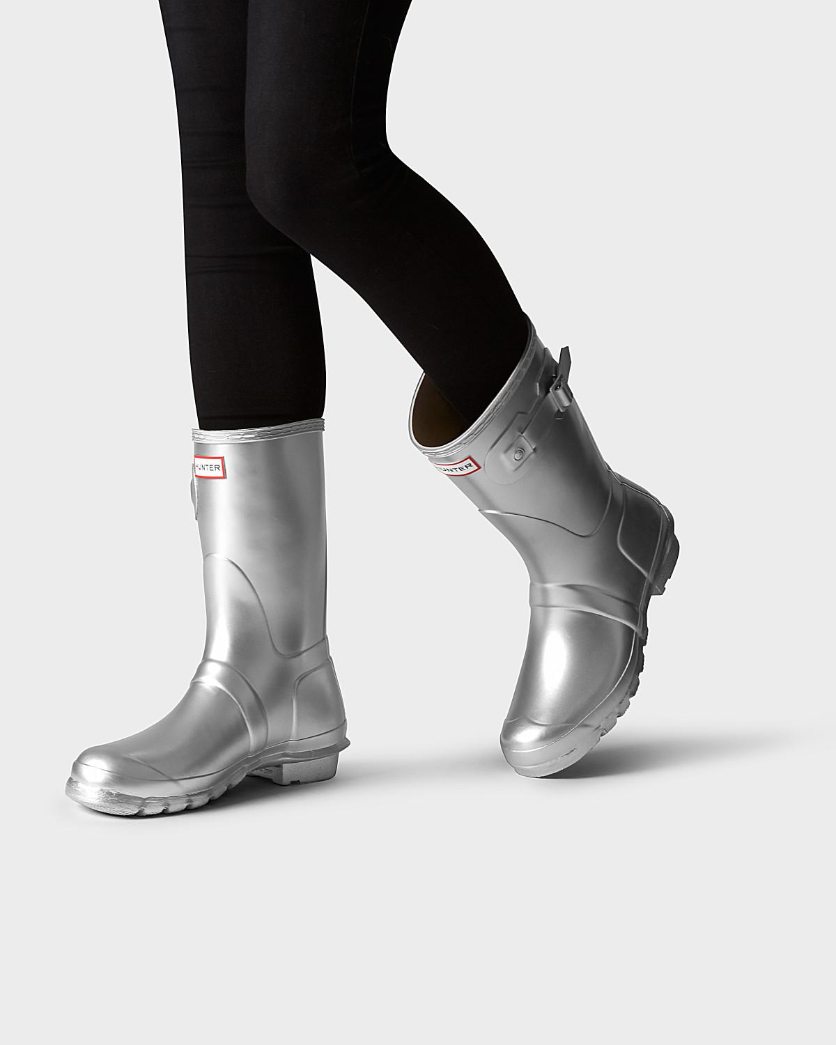 HUNTER Rubber Women's Original Short Wellington Boots in Silver (Metallic)  - Lyst