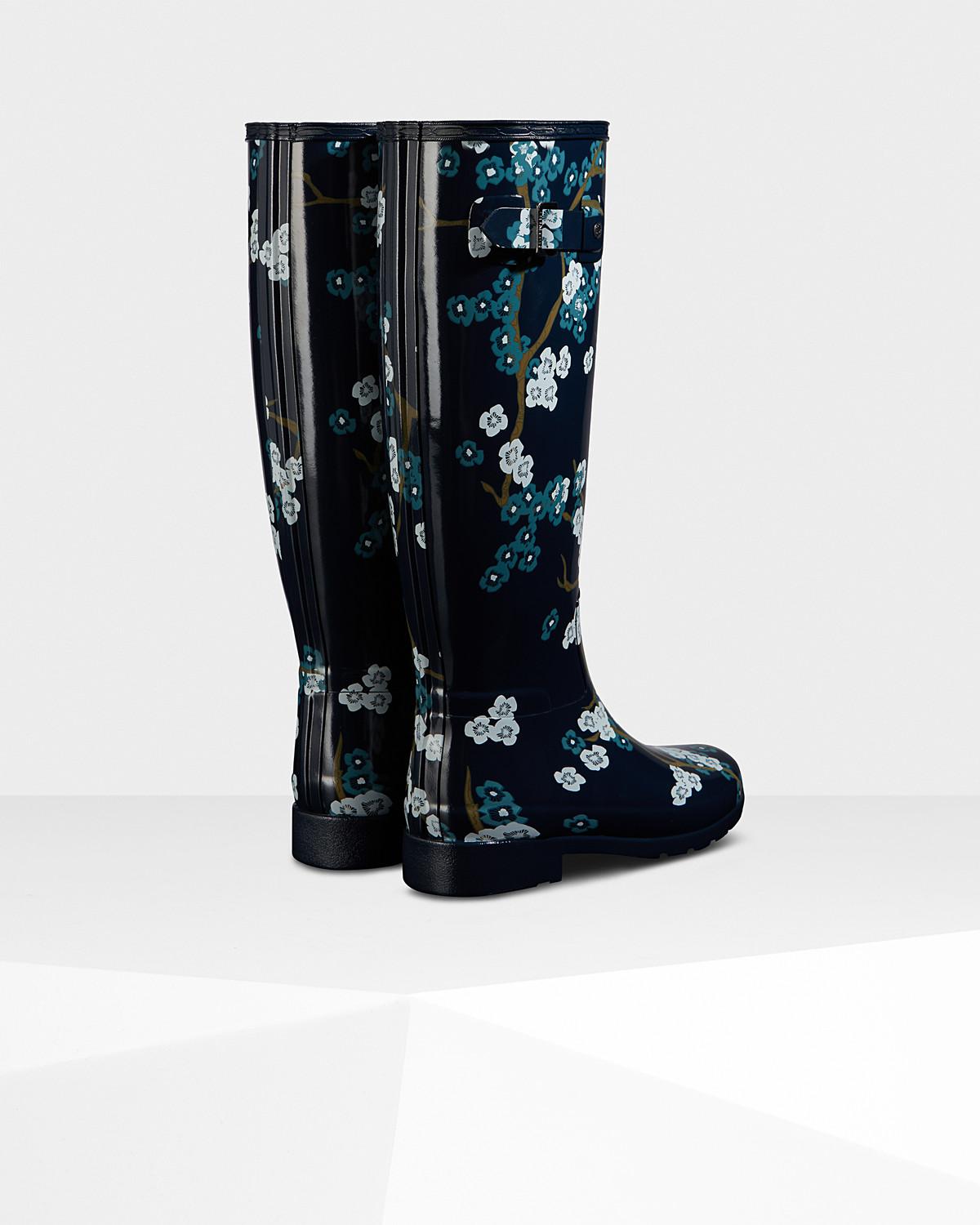 blossom hunter boots
