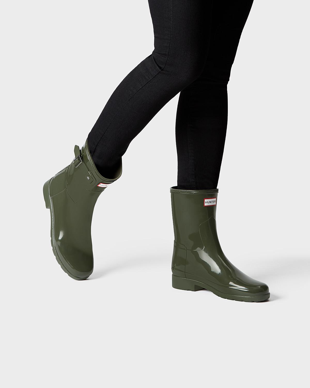 women's refined slim fit short rain boots