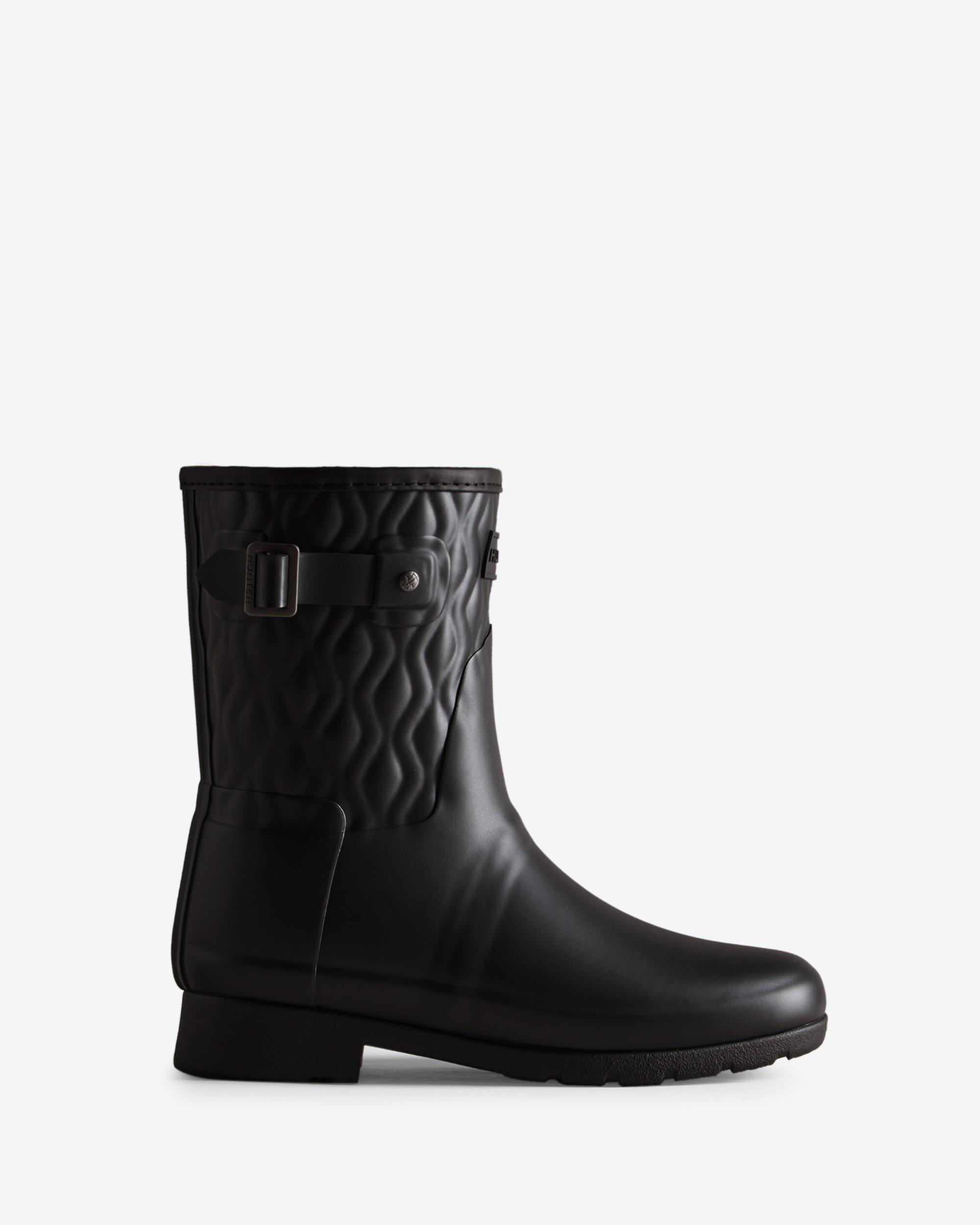 HUNTER Refined Slim Fit Vertical Quilted Short Rain Boots in Black Lyst