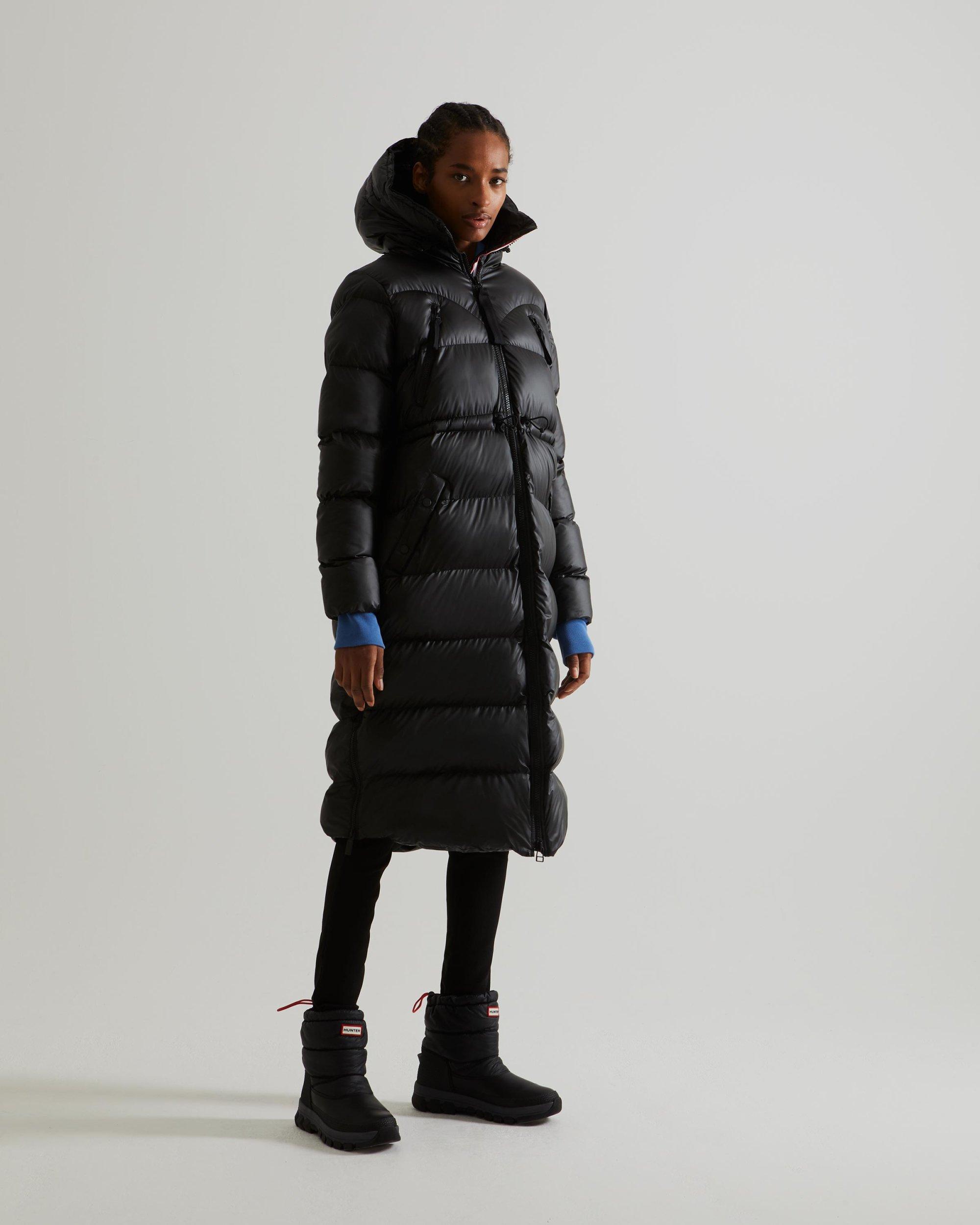 HUNTER Insulated Rubberised Long Puffer Coat in Black | Lyst