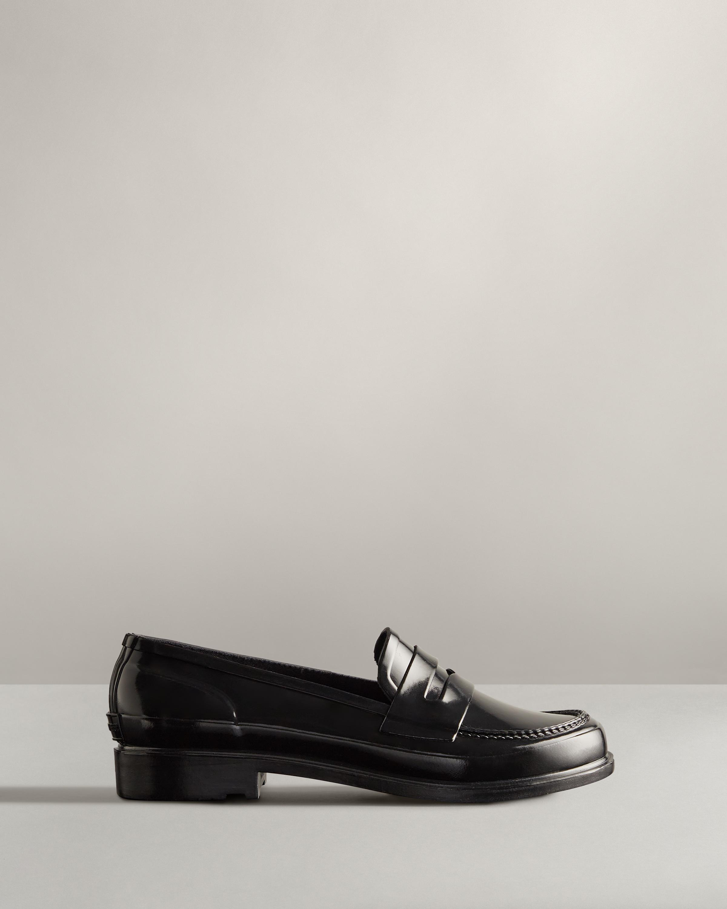 HUNTER Gloss Penny Loafers in Black | Lyst