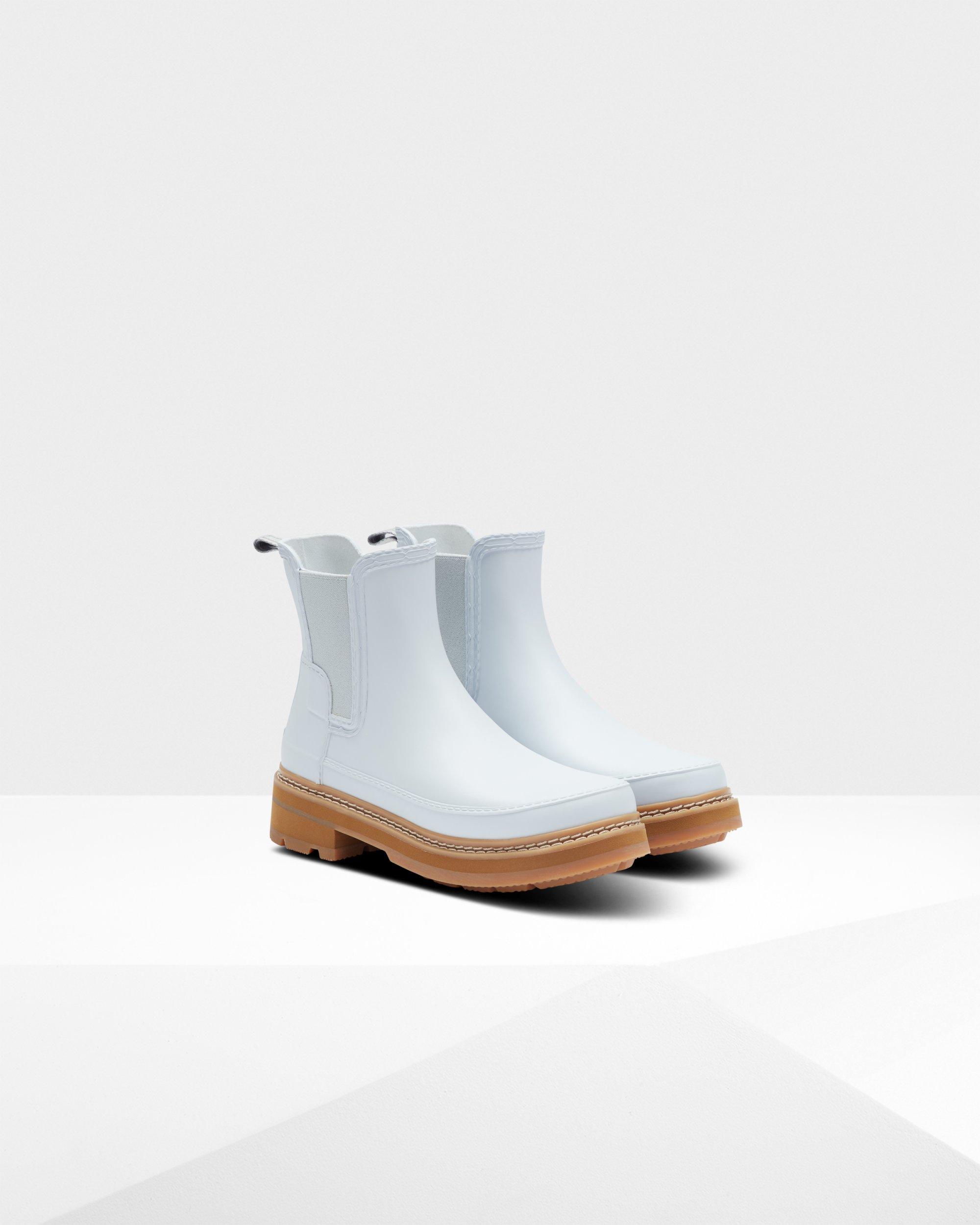 hunter refined stitch detail bootie