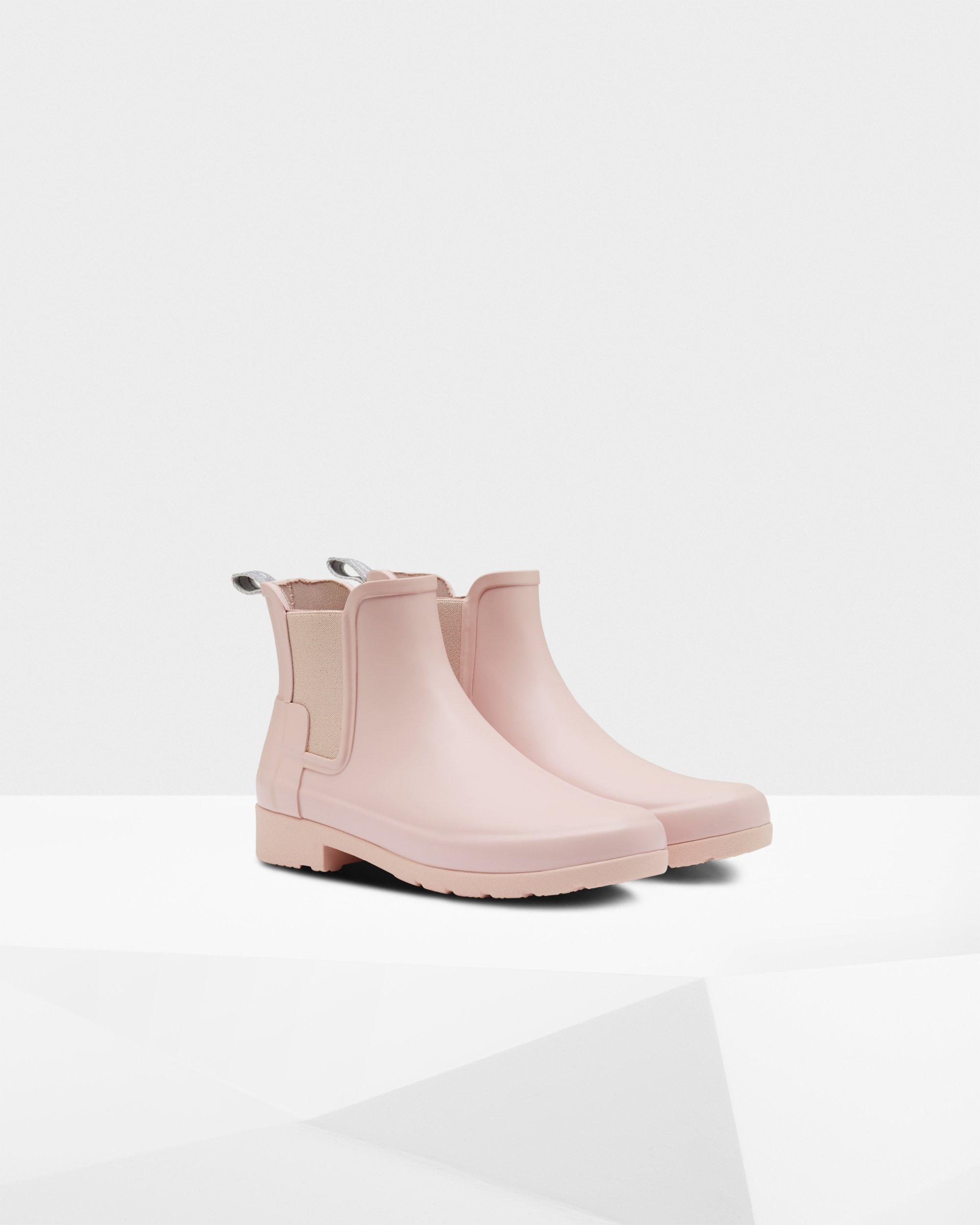 refined chelsea boot