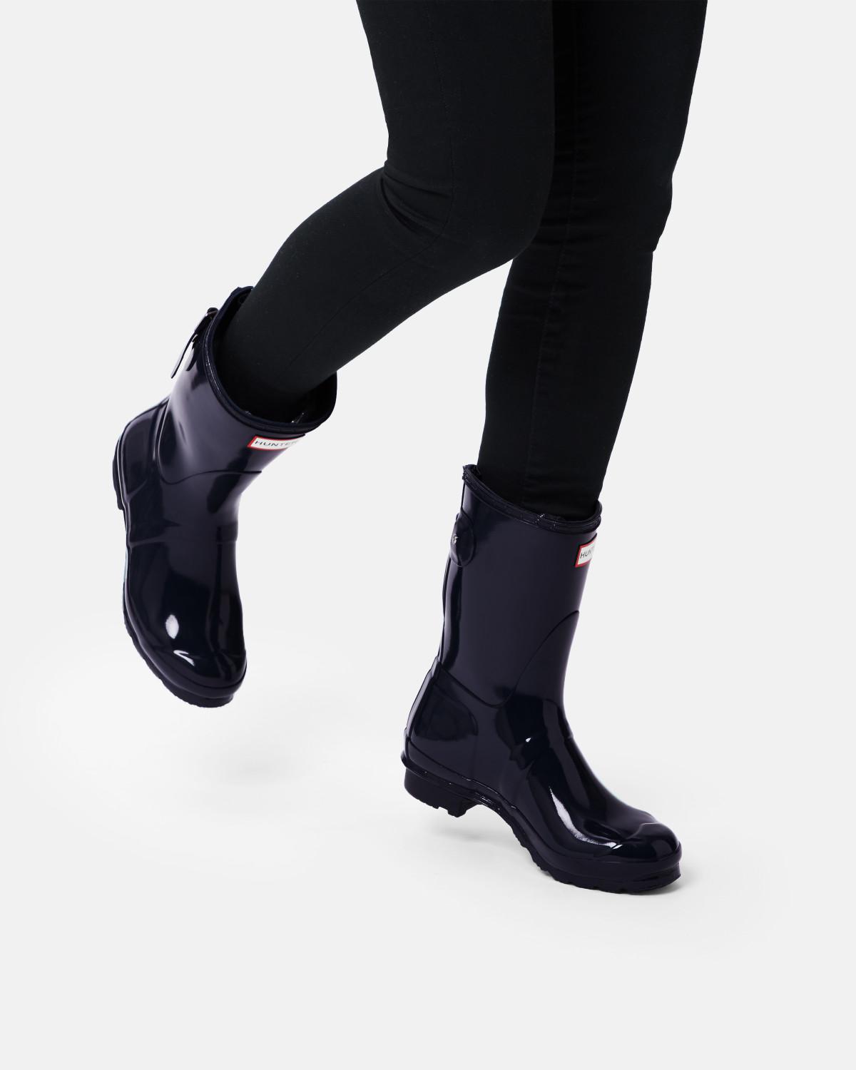 Short Back Adjustable Gloss Rain Boots 