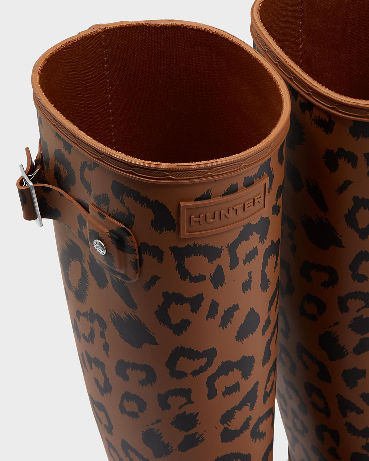 hunter original leopard print refined tall waterproof rain boot