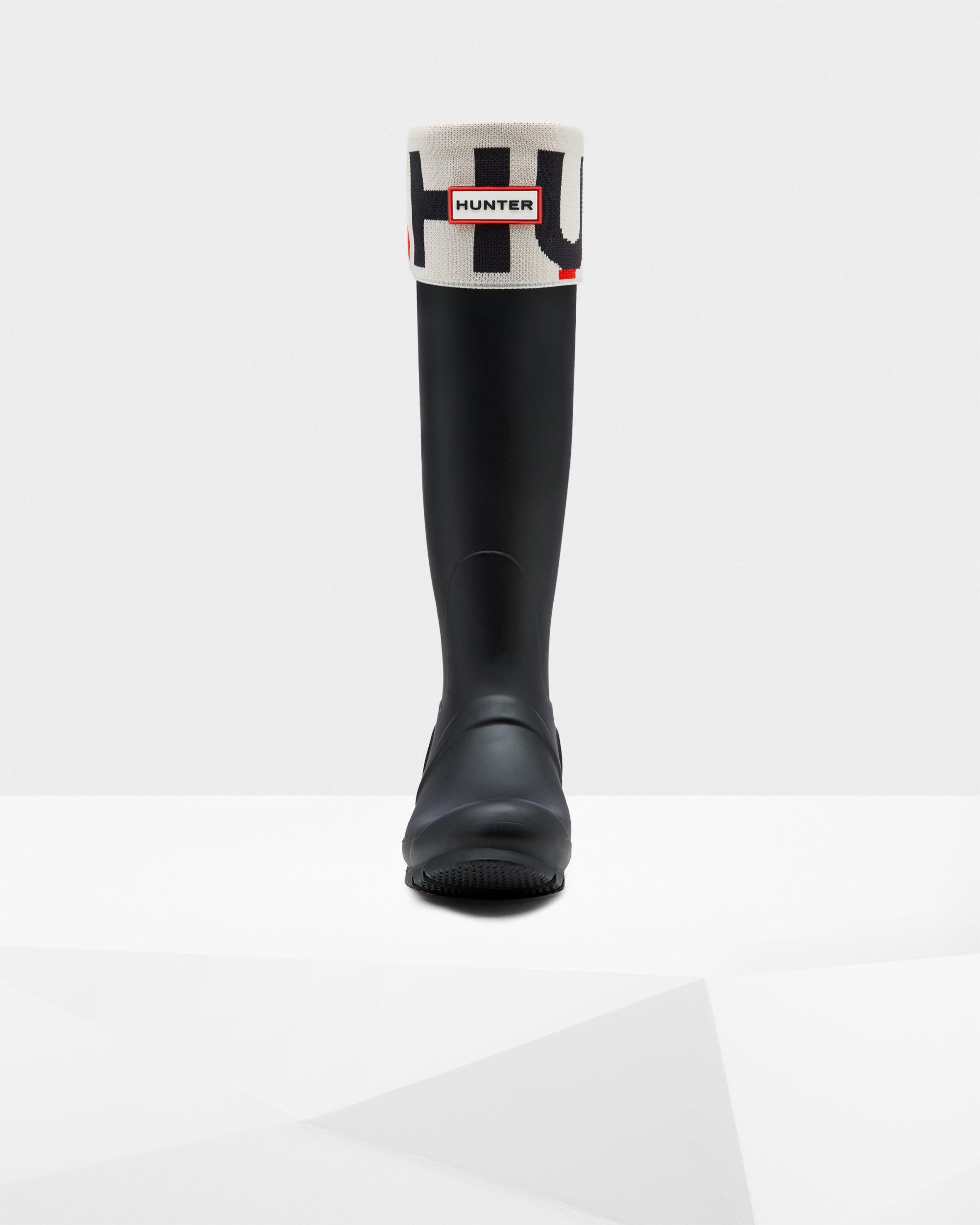 exploded logo hunter boots