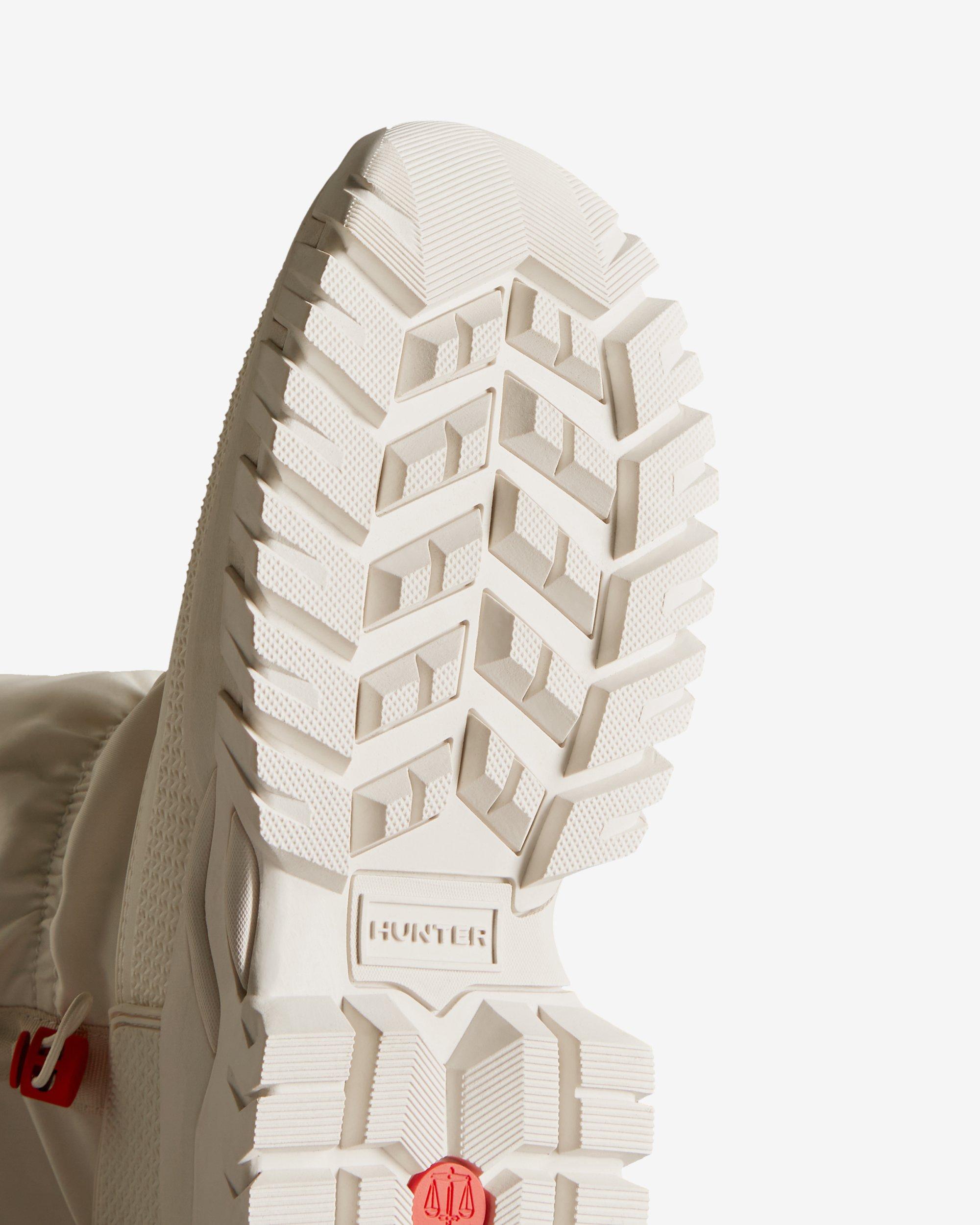 HUNTER Wanderer Insulated Tall Slouch Snow Boots in White | Lyst