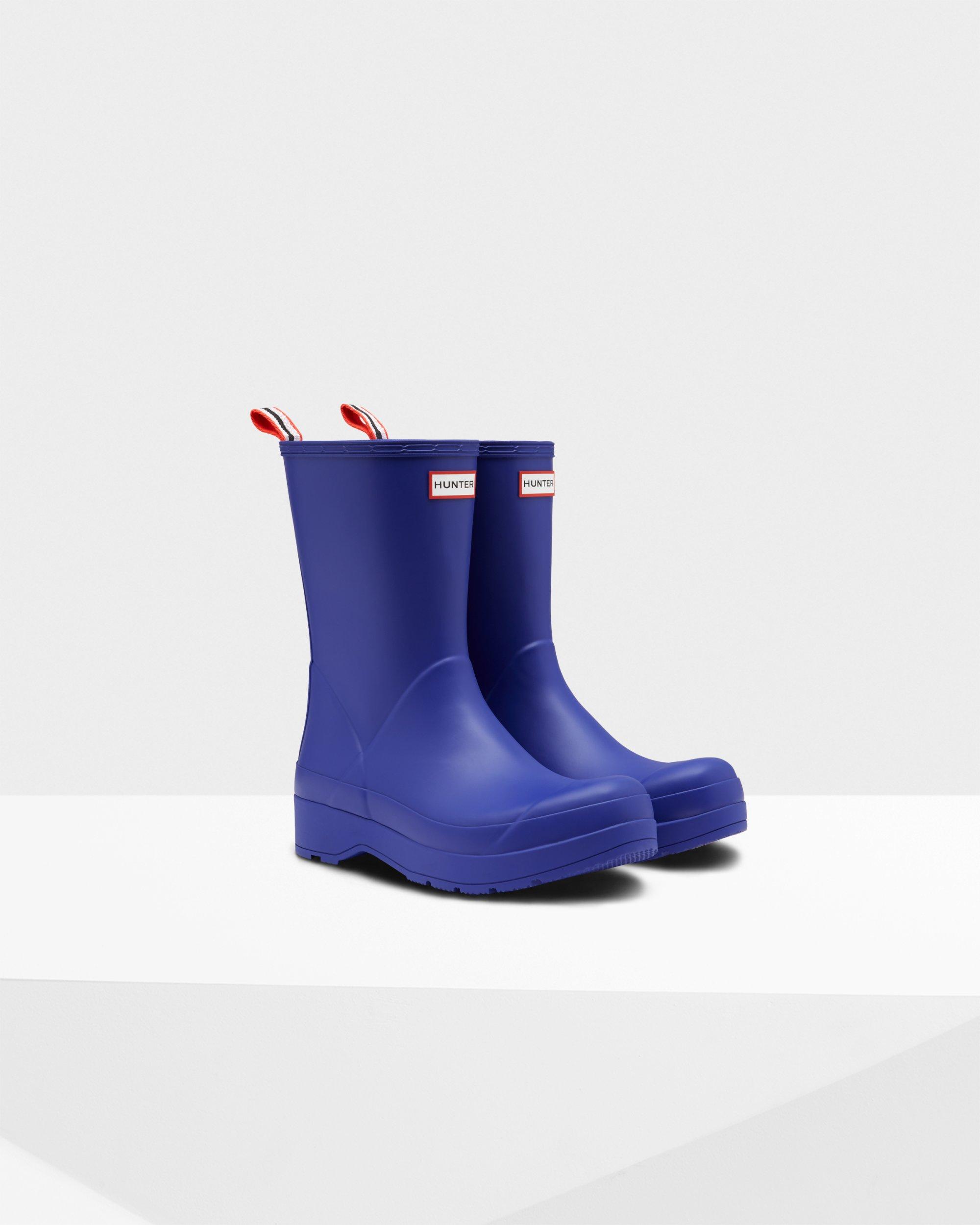 hunter rain boots medium height