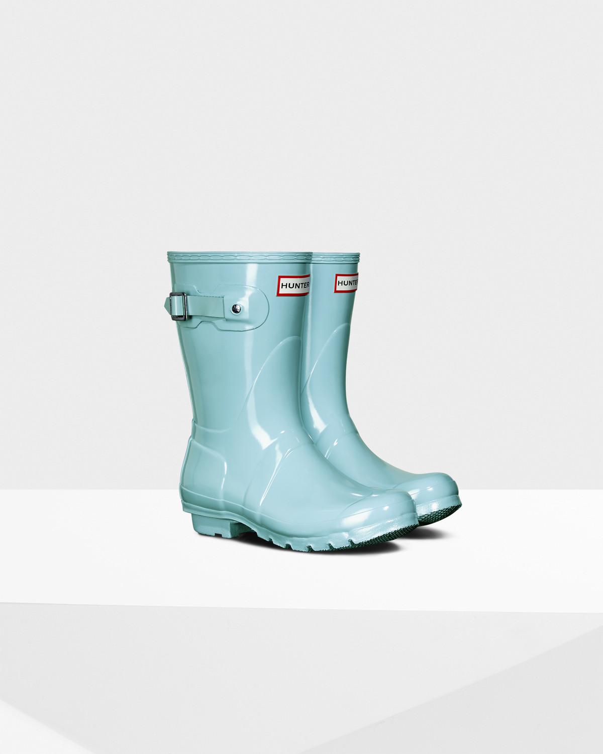 mint hunter boots