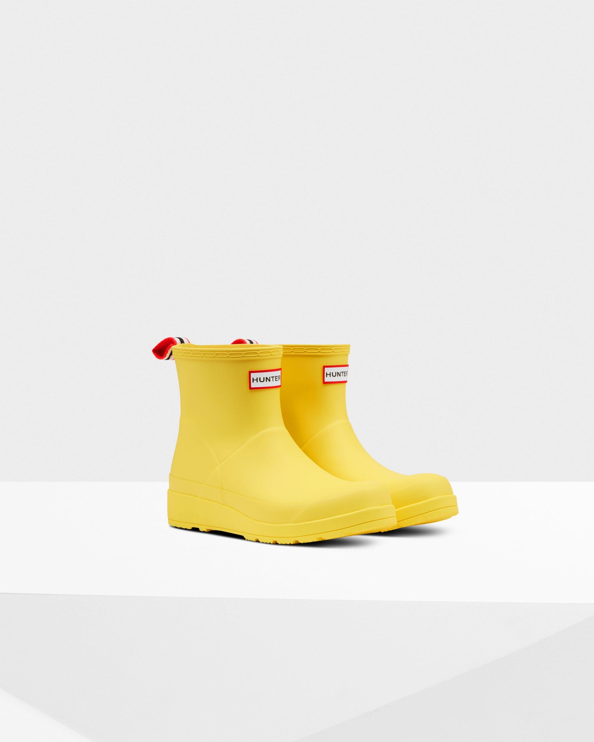yellow hunter boots short