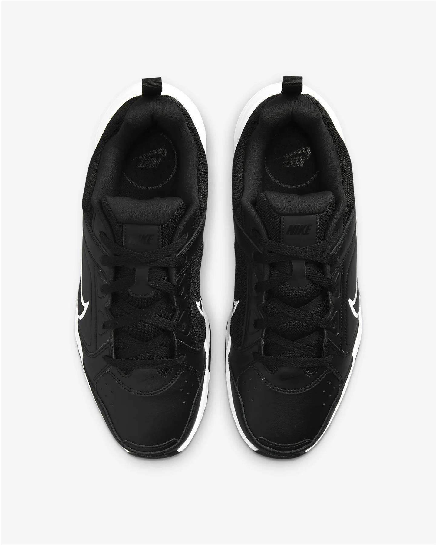 Nike S Wide Fit Dm7564 001 Trainers in Black for Men | Lyst