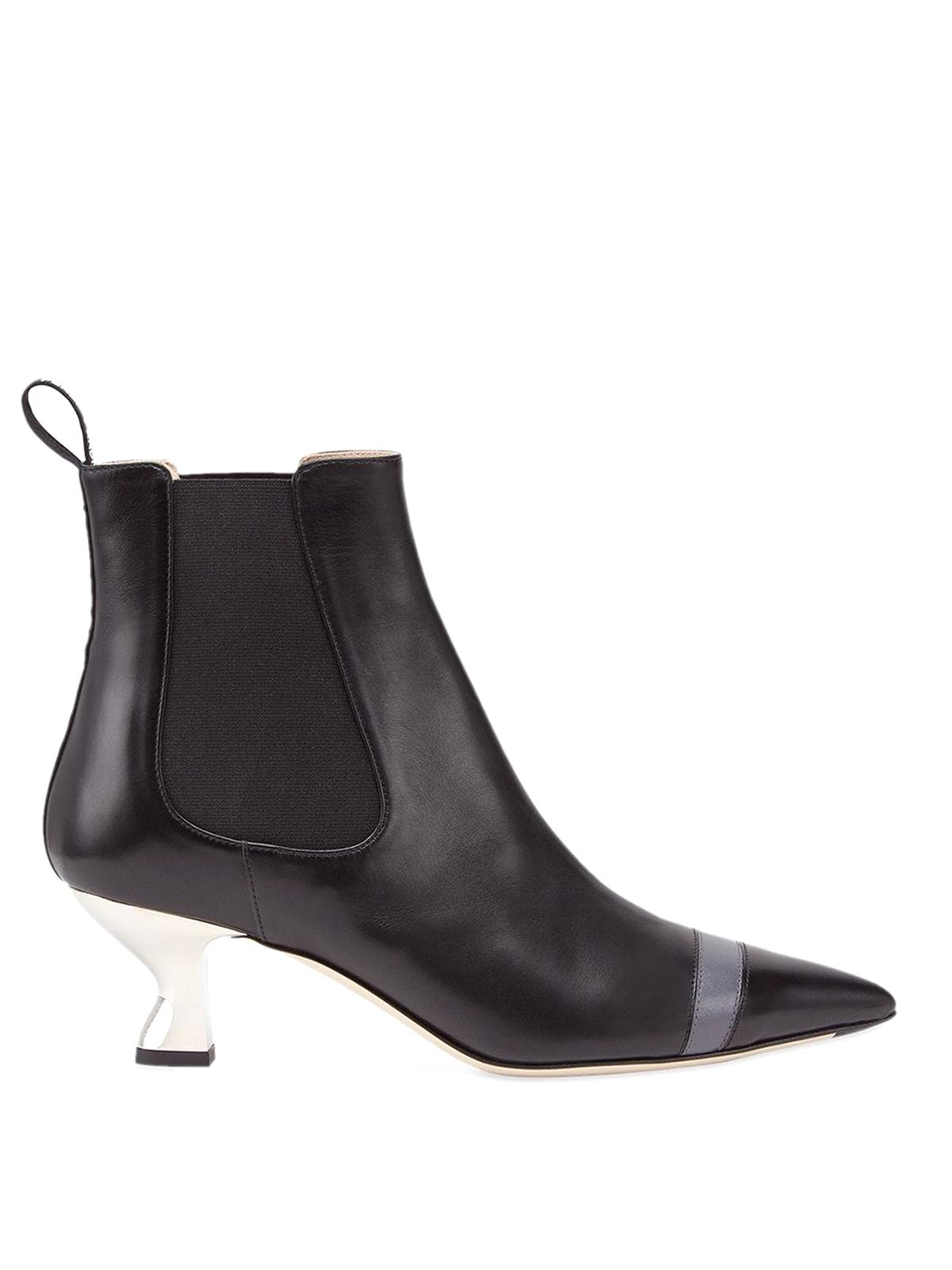Fendi Leather Heeled Ankle Boots in 