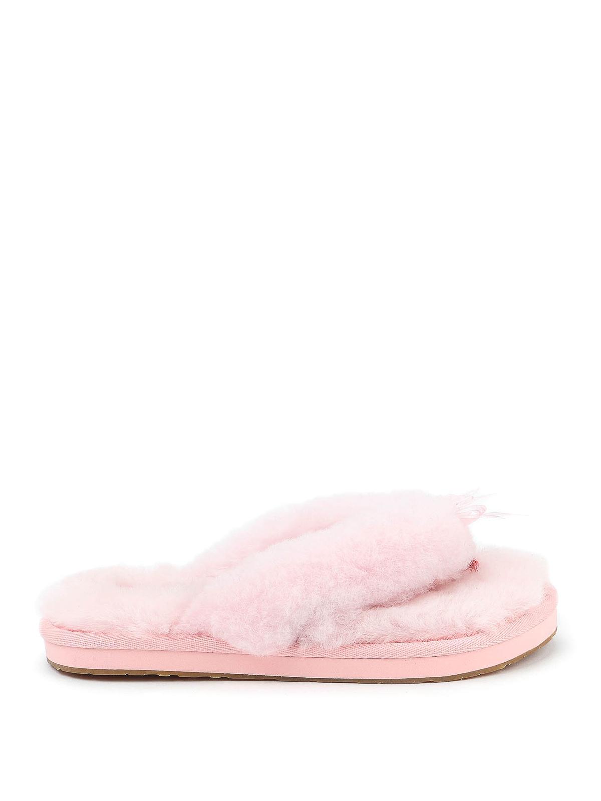 ugg pink flip flop slippers