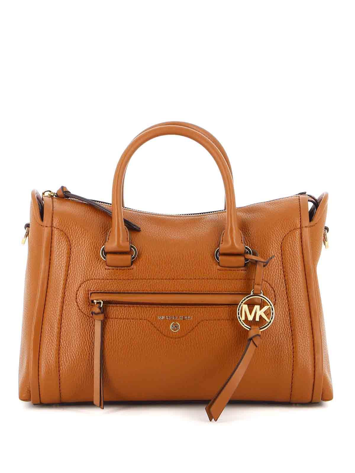 carine satchel