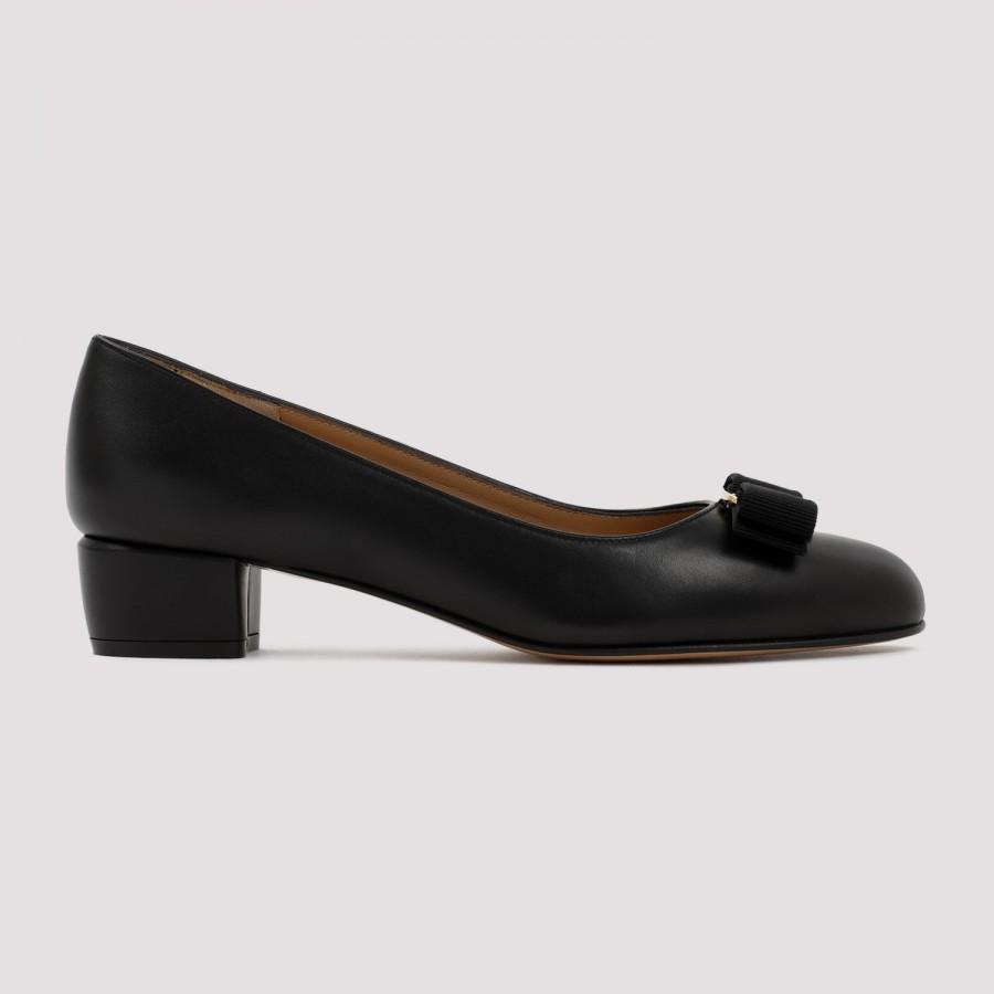 Ferragamo top shoes cost