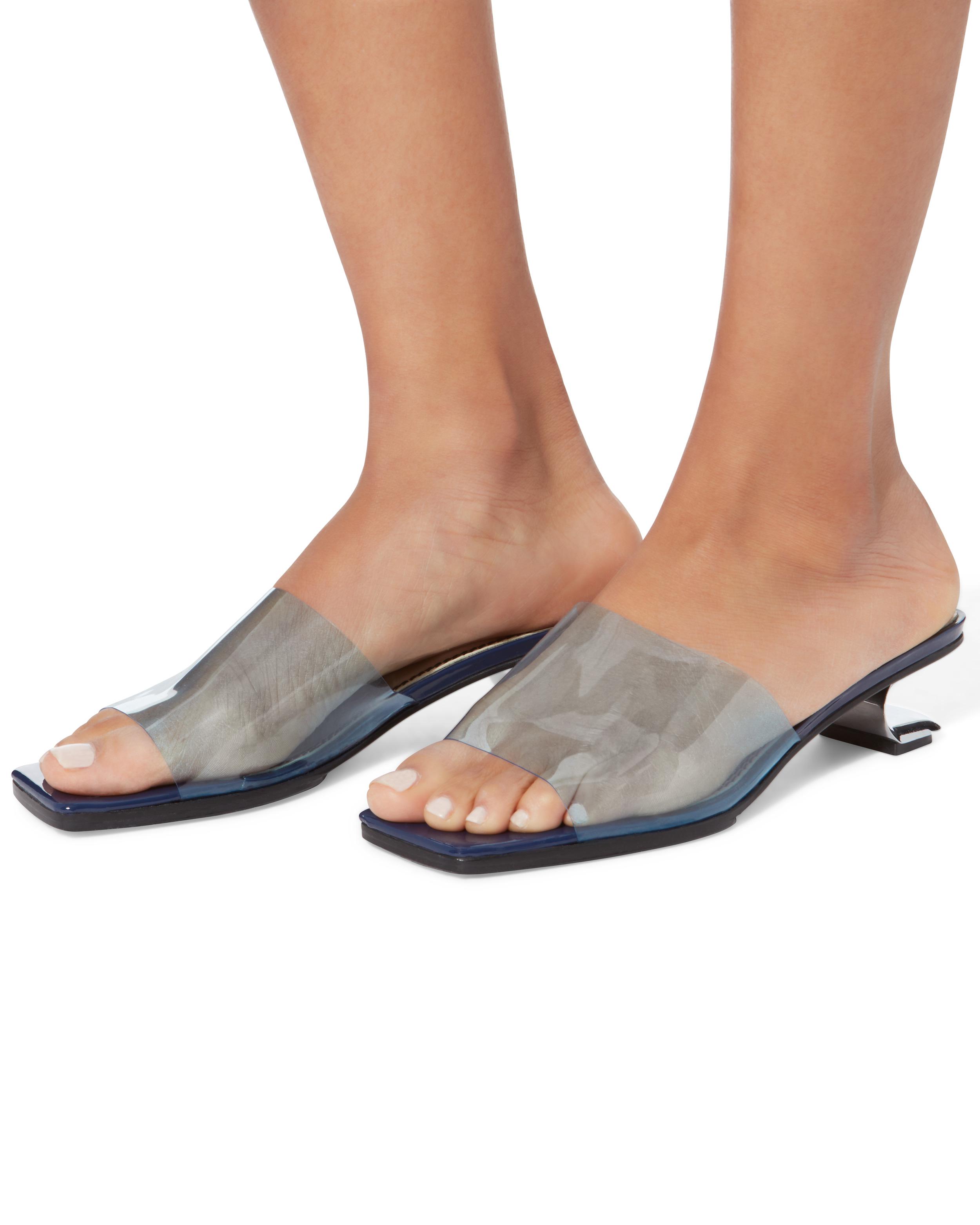 nicole saldana sandals