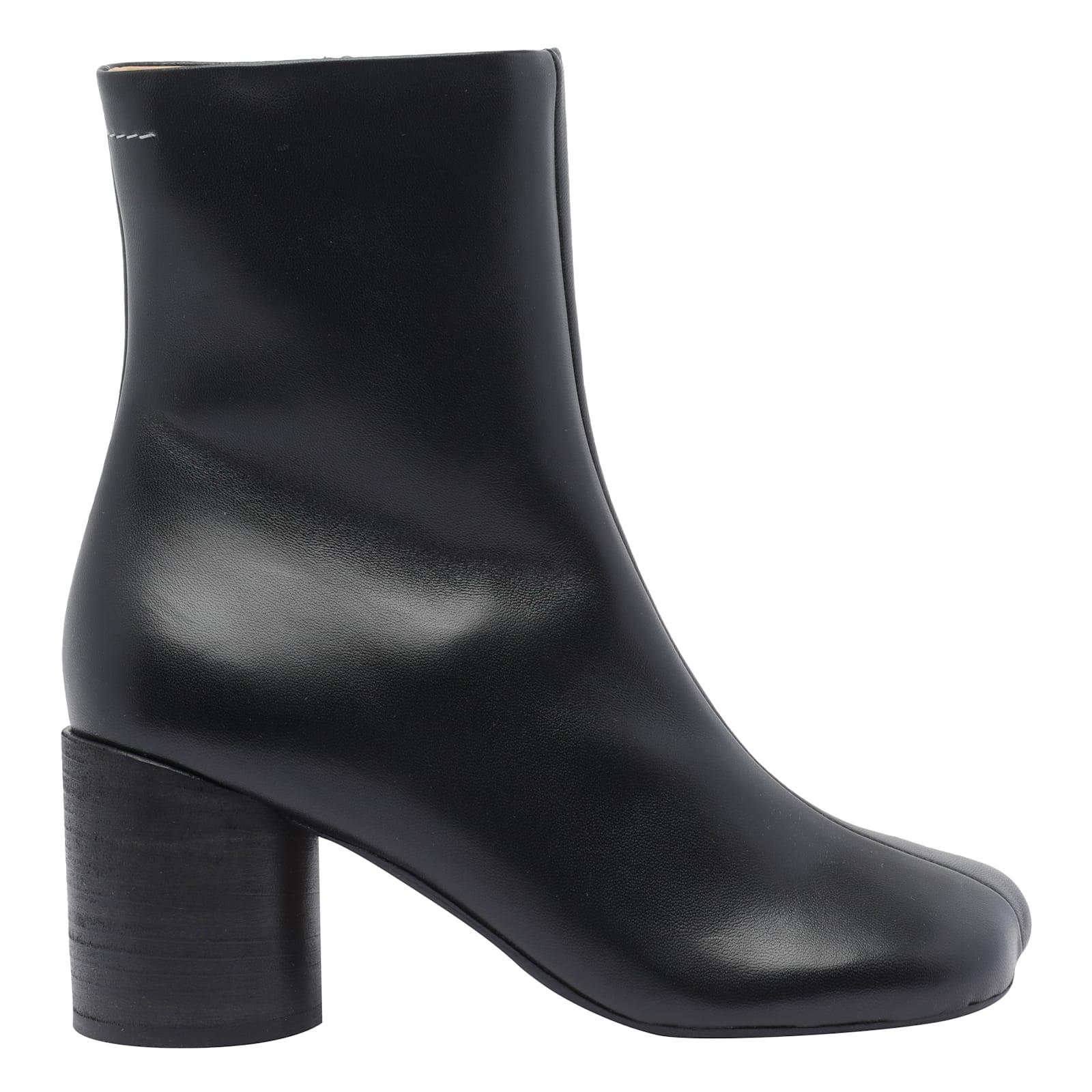 ショートブーツ・ブーティ MM6 Maison Margiela MM6 Maison Margiela Boots Black MM6 Maison Margiela Trunk Leather Boots | Black | FARFETCH
