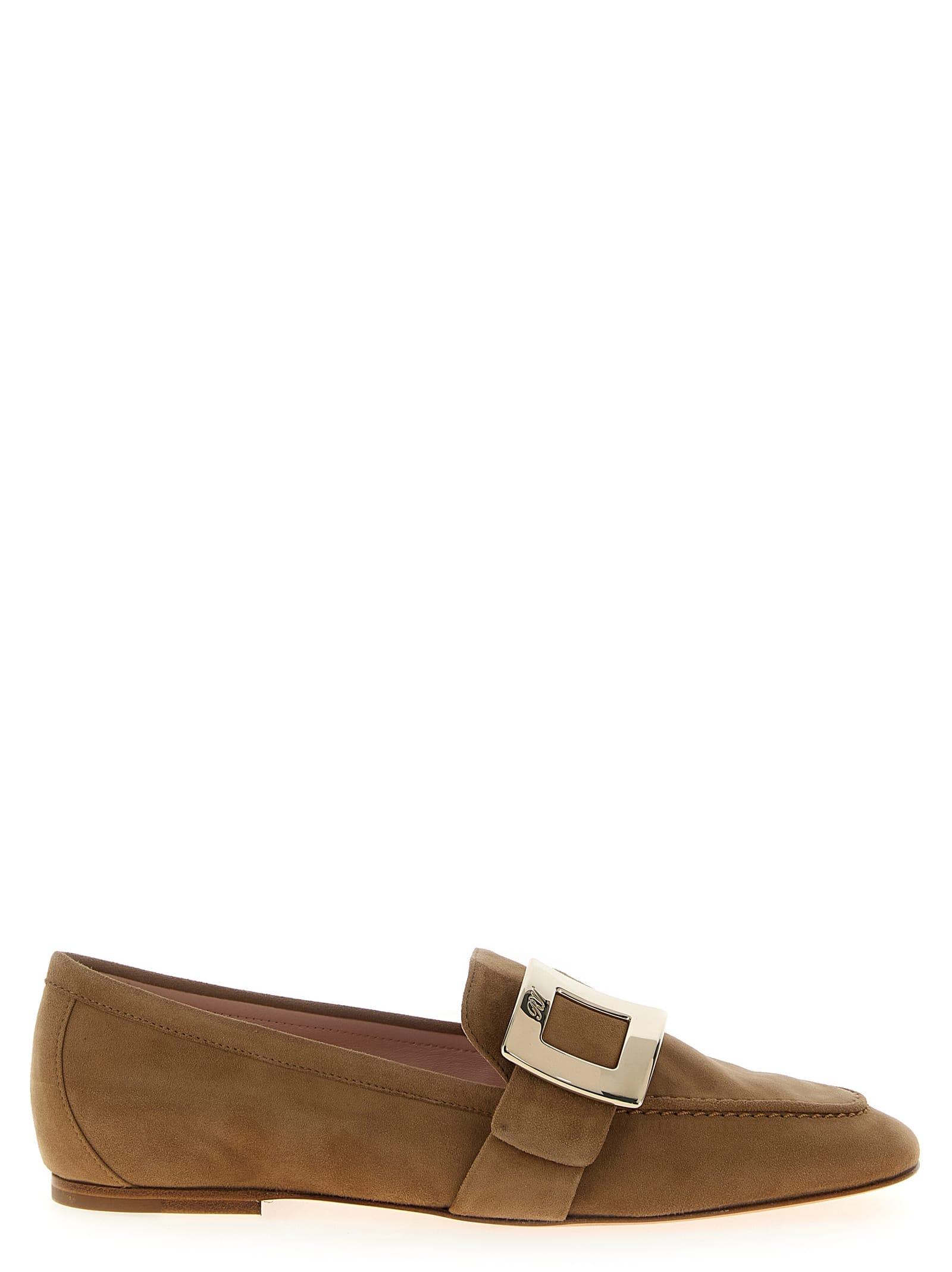 ローファー・オックスフォード ROGER VIVIER  Suede Loafer with Decorative Buckle ROGER VIVIER Embellished suede loafers | NET-A-PORTER