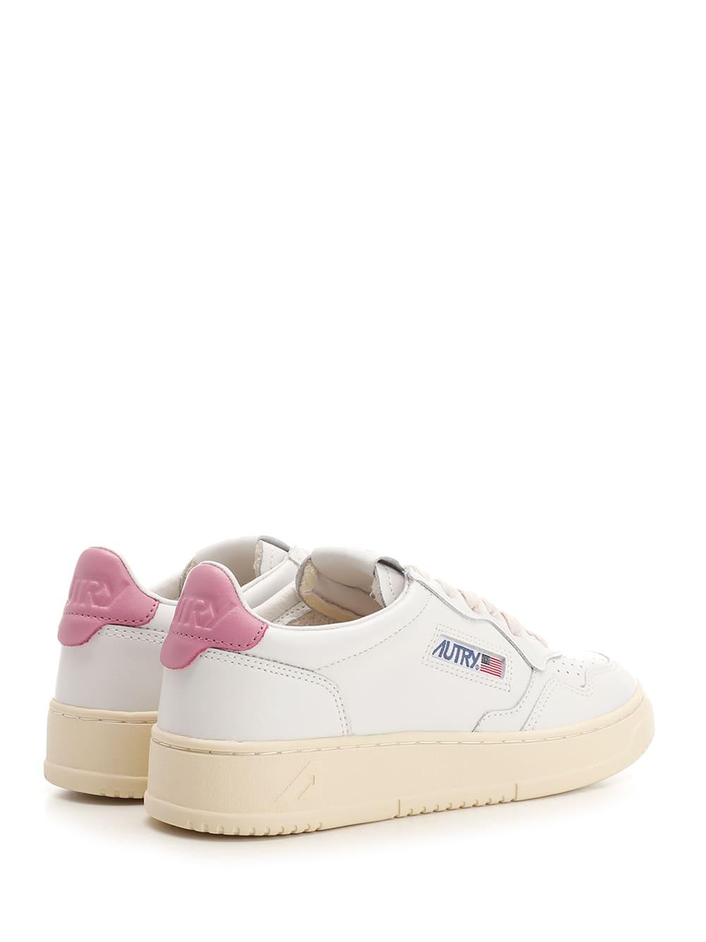 Autry Medalist Low Sneakers With Mauve Heel in White | Lyst