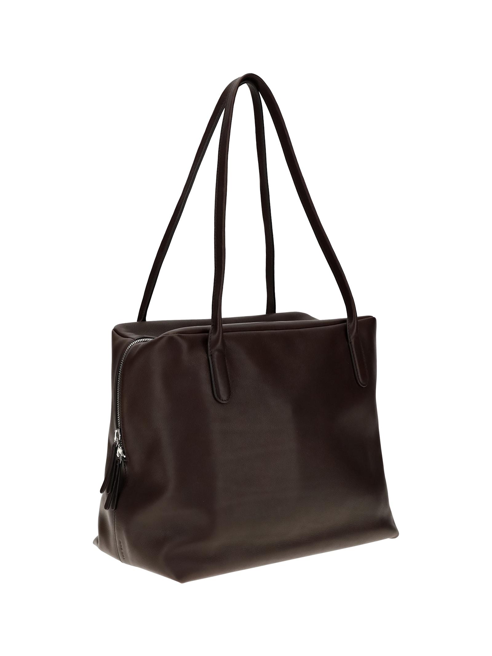ショルダーバッグ・ポシェット THE ROW DARK BROWN LEATHER HENRI SHOULDER BAG The Row Dark Brown Leather Henri Shoulder Bag in Black | Lyst