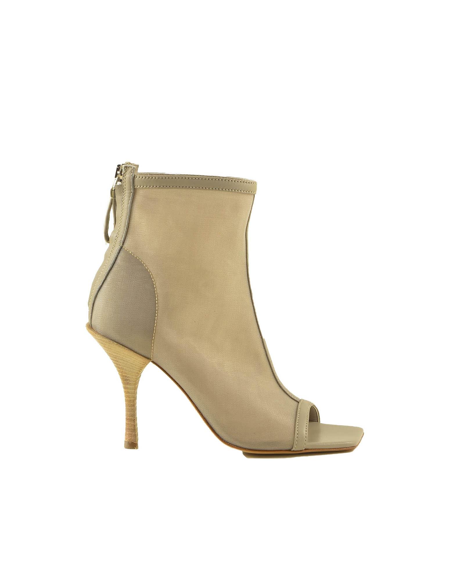 Beige shooties shop