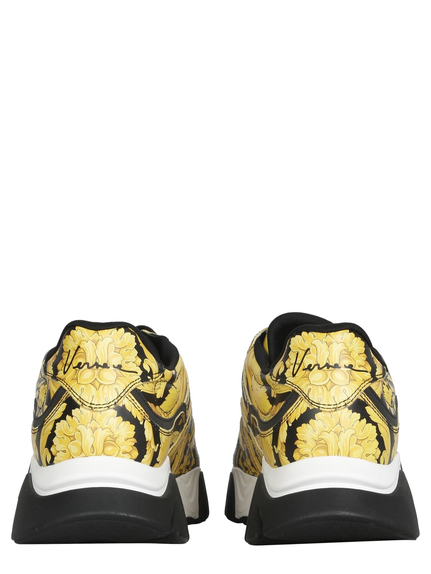 versace shark
