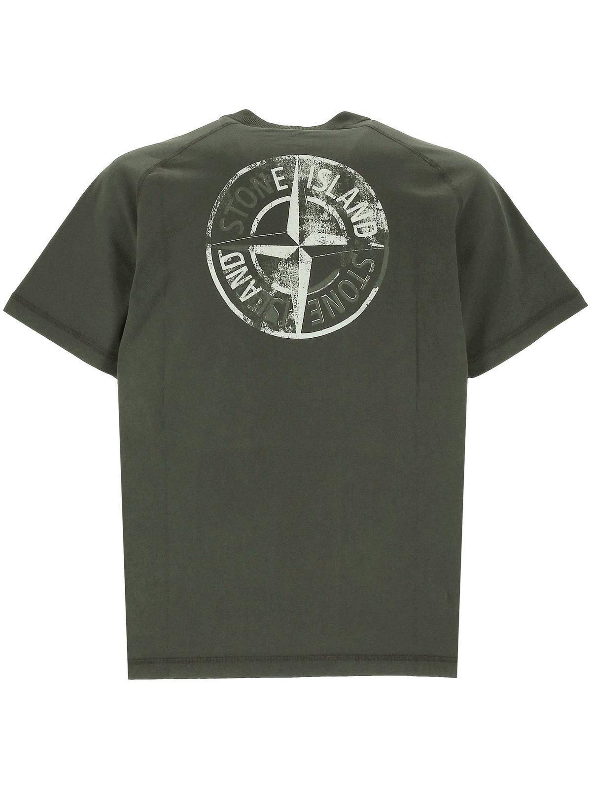 【送料&関税込】Stone  Compass-printed Crewneck T-shir Stone Island Compass-Printed Crewneck T-Shirt in Green for