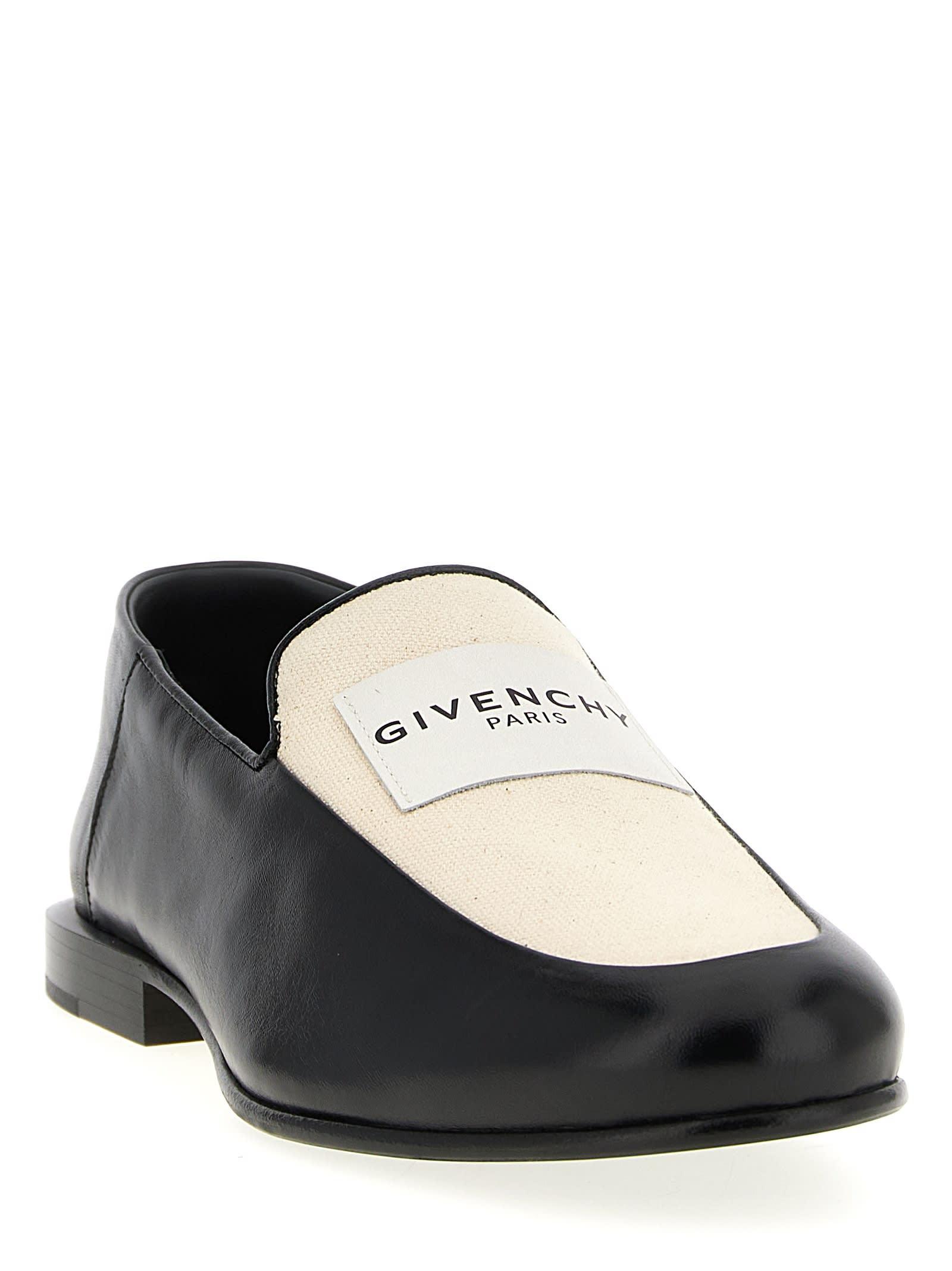 フラットシューズ GIVENCHY Woman Flat shoes Black BE2010E12T 001 Givenchy 4G Liquid Leather Ballerina Flats - Bergdorf Goodman