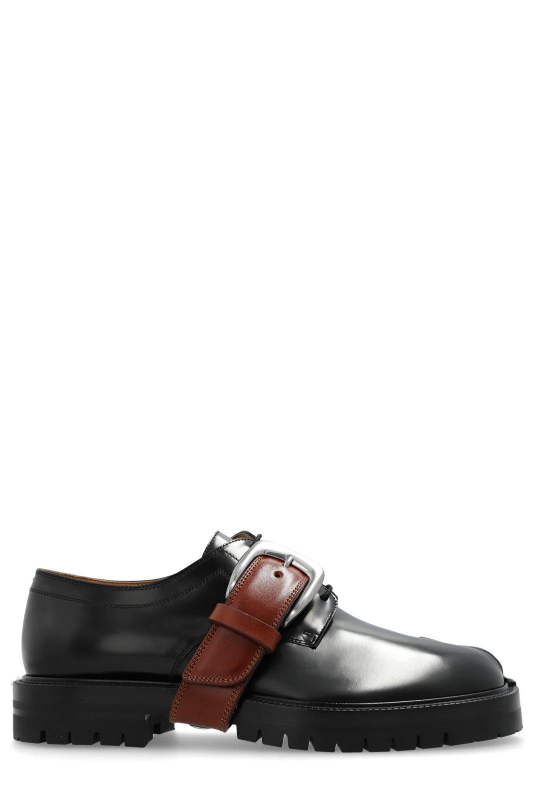 Maison Margiela Tabi Combat Derby Low-Top Shoes in Black for