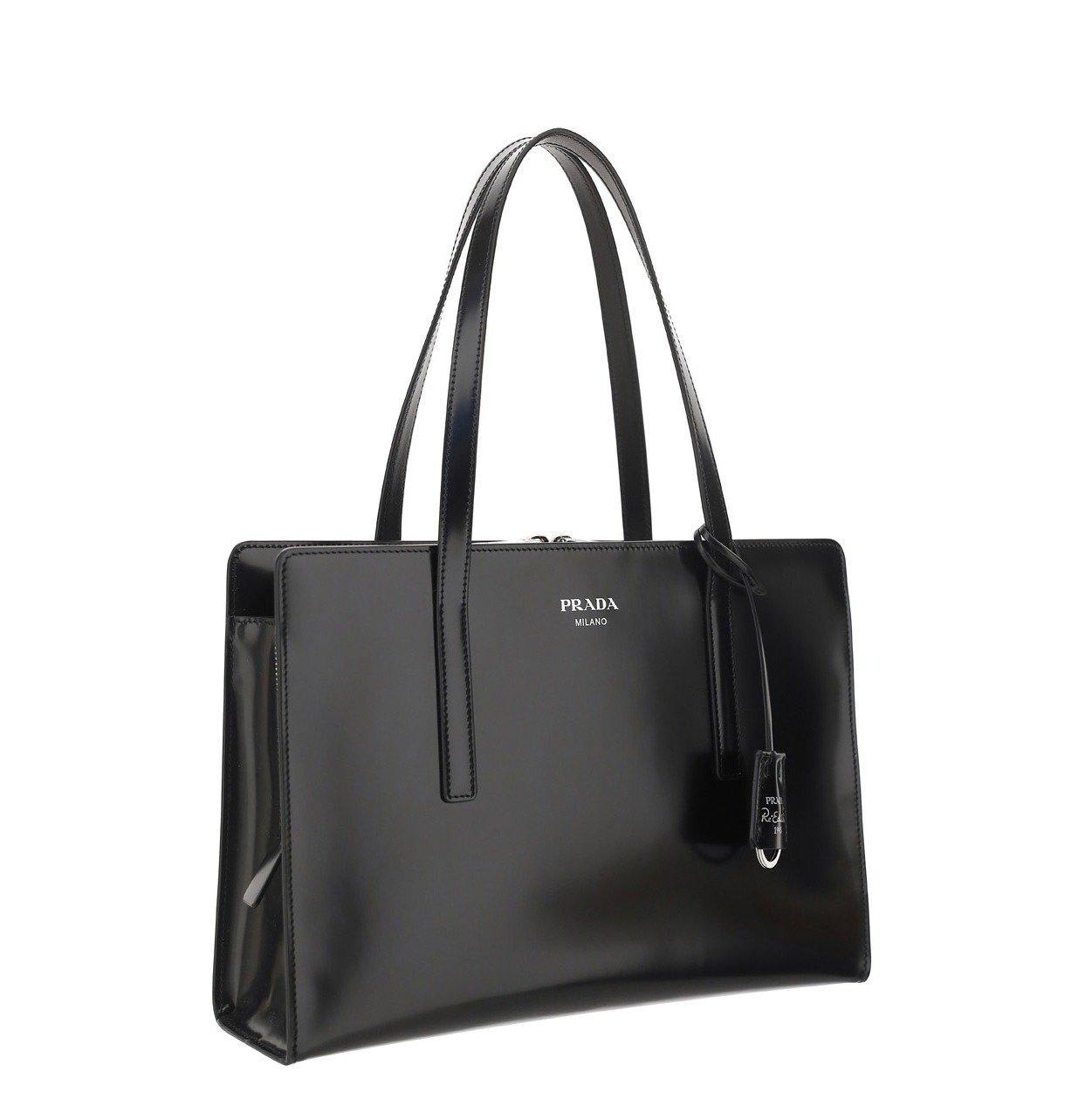 Prada Logo Printed Zipped Tote Bag in Black | Lyst