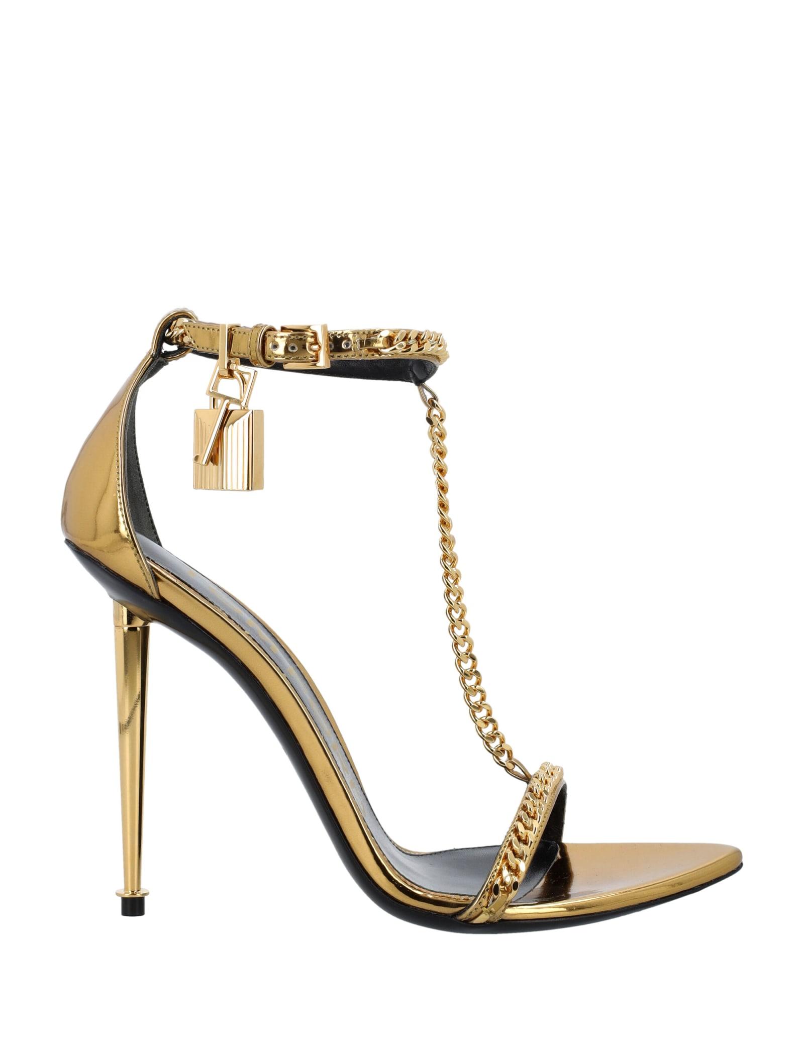 Naked sandal deals