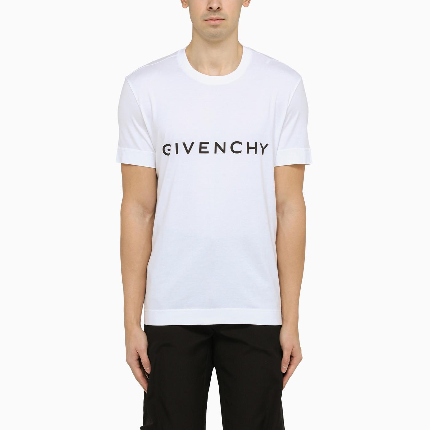 Givenchy Classic White T-shirt With Logo for Men | Lyst