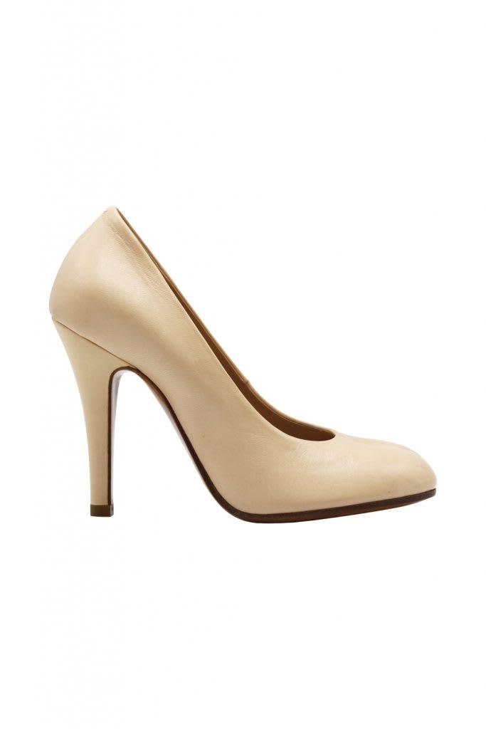Maison Margiela Tabi Pumps In Skin Color in White Lyst